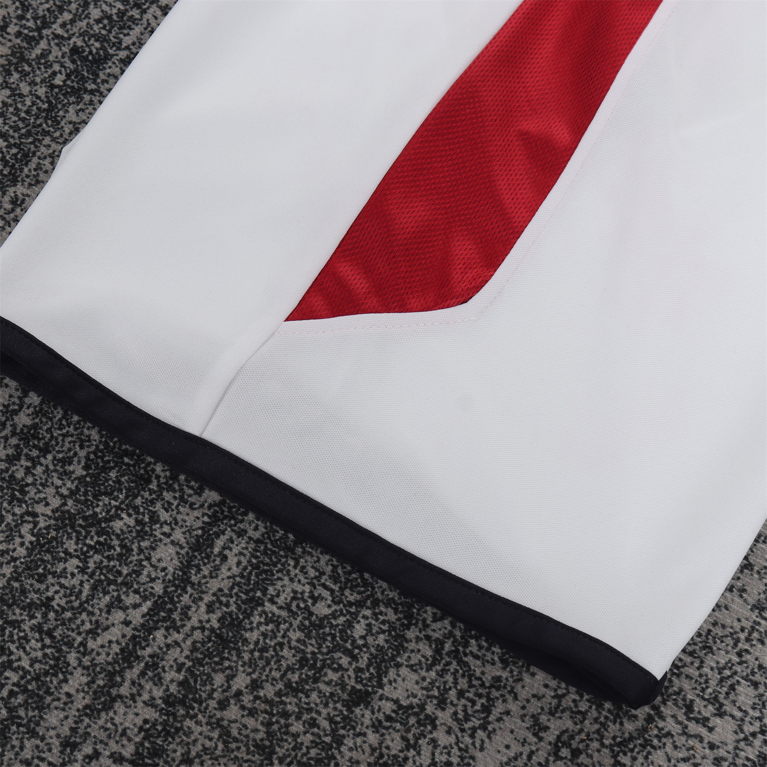 TKH-turbokithub-Retro England 2004 Home Kids Kit