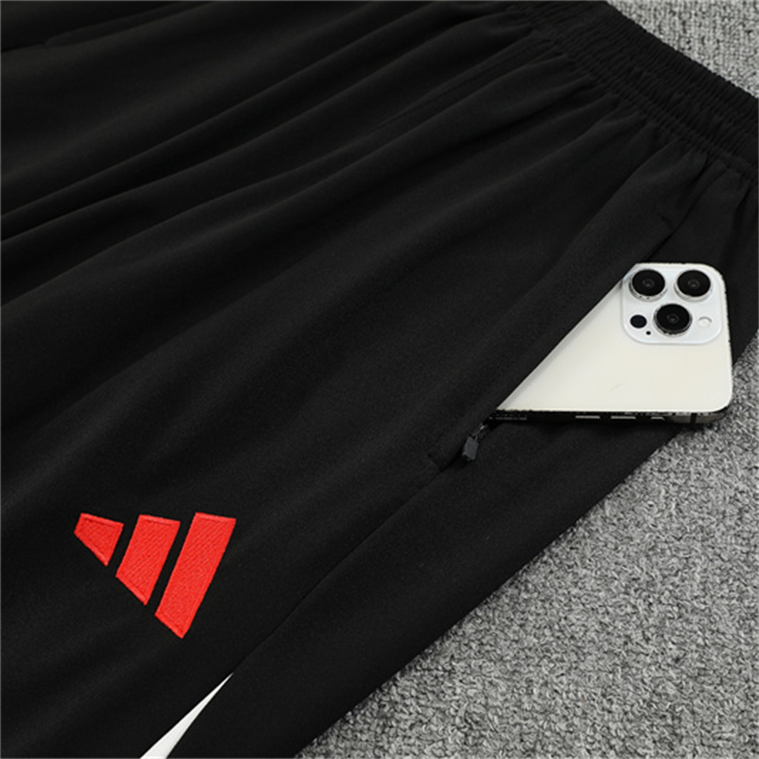 TKH-turbokithub-Liver.pool 25-26 Kids Long Sleeve Training Set - Player Version - Black Top & Black Pants