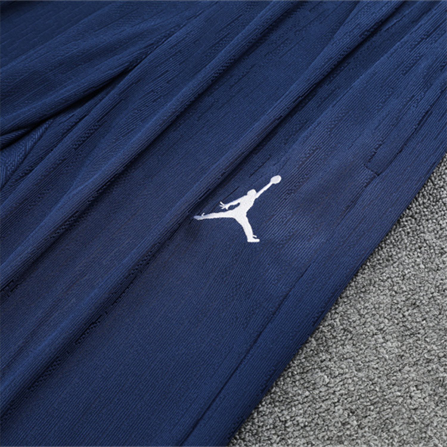 TKH-turbokithub-Paris Saint-Germain PSG 25-26 Long Sleeve Training Set - JD White Wing Royal Blue Top and Pants