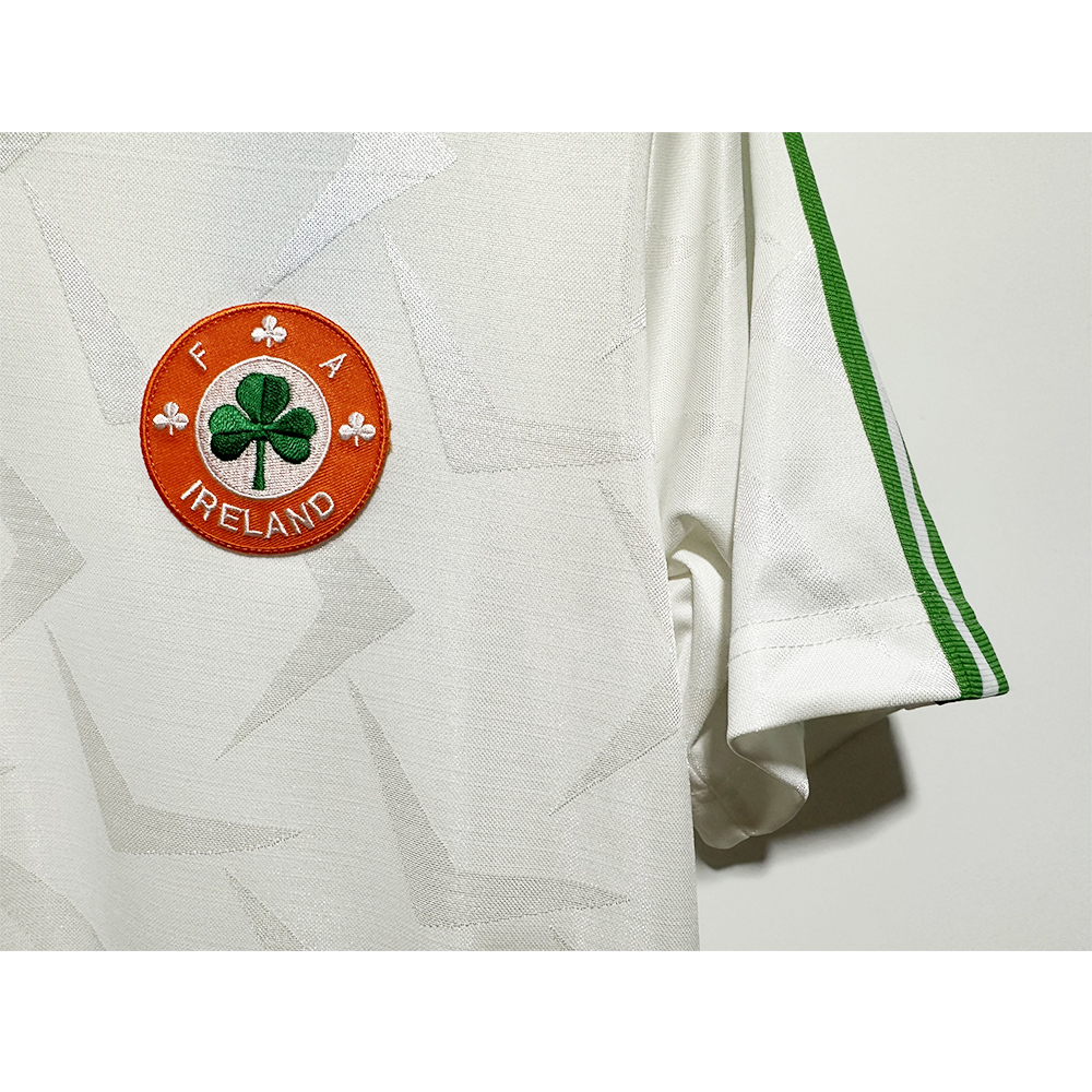 TKH-turbokithub-Retro Ireland 1990 Away Unsponsored Jersey