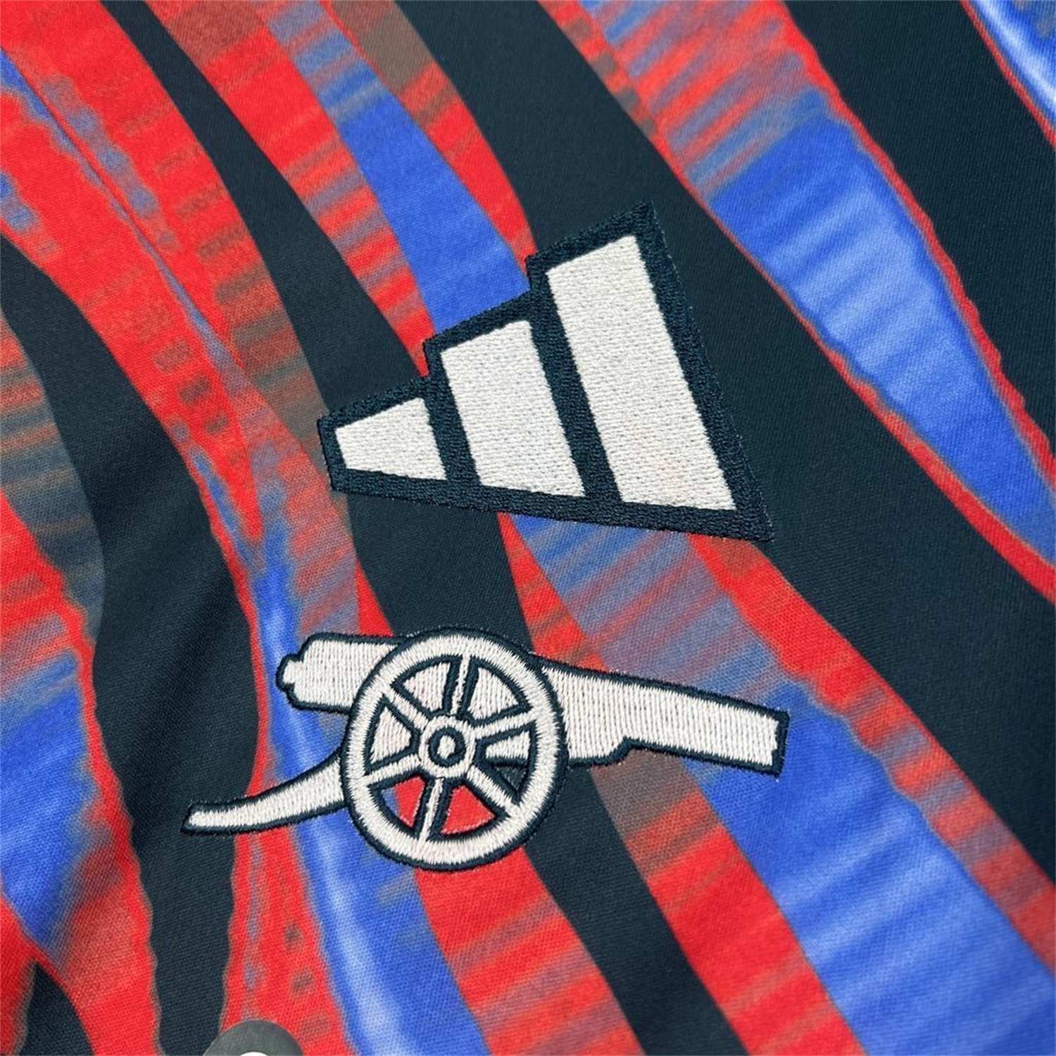 TKH-turbokithub-Arsenal 26-27 Red And Blue Twill Pre-Match Training Jersey - Fans Version
