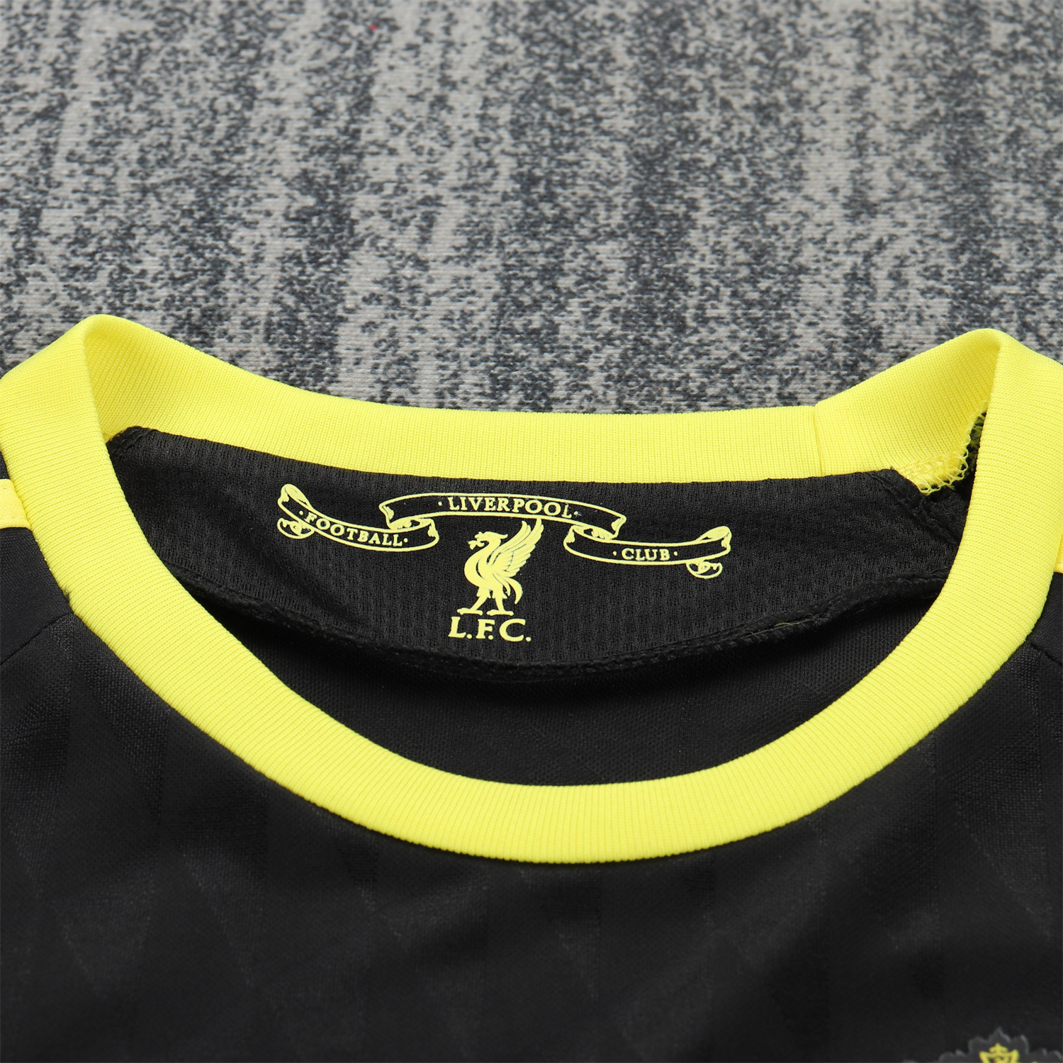 TKH-turbokithub-Retro Liver.pool 2010-11 Third Kids KitKit