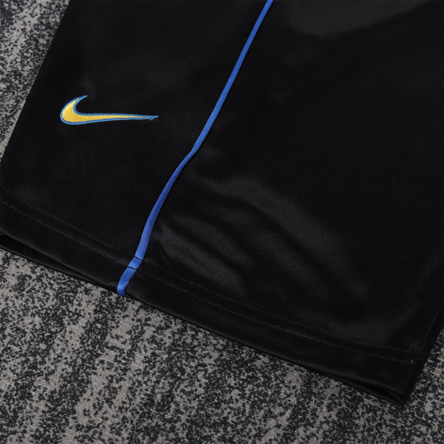 TKH-turbokithub-Retro Inter Milan 1999-00 Home Kids Kit