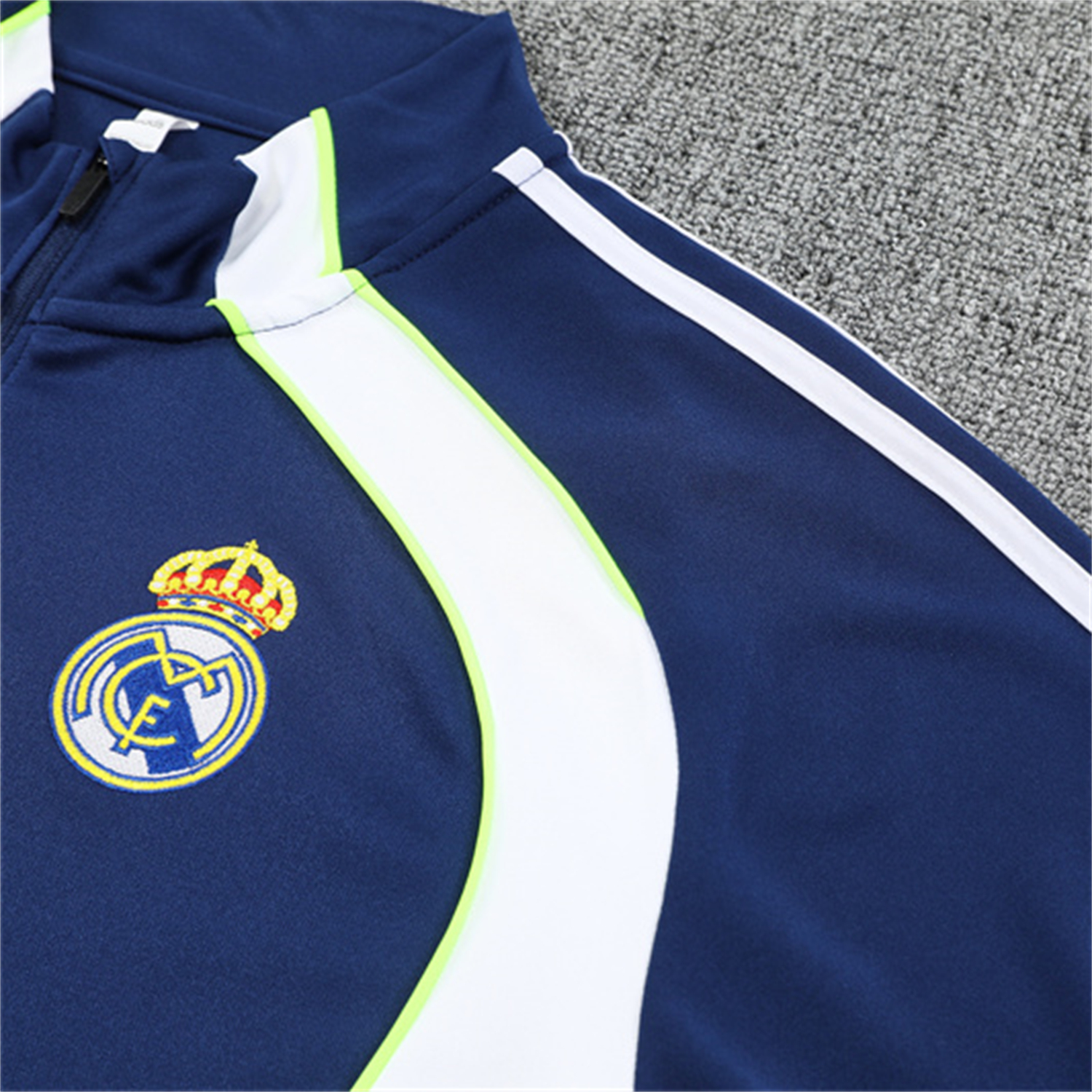 TKH-turbokithub-Real Madrid 25-26 Long Sleeve Training Set - Throwback Royal Blue Top and Pants