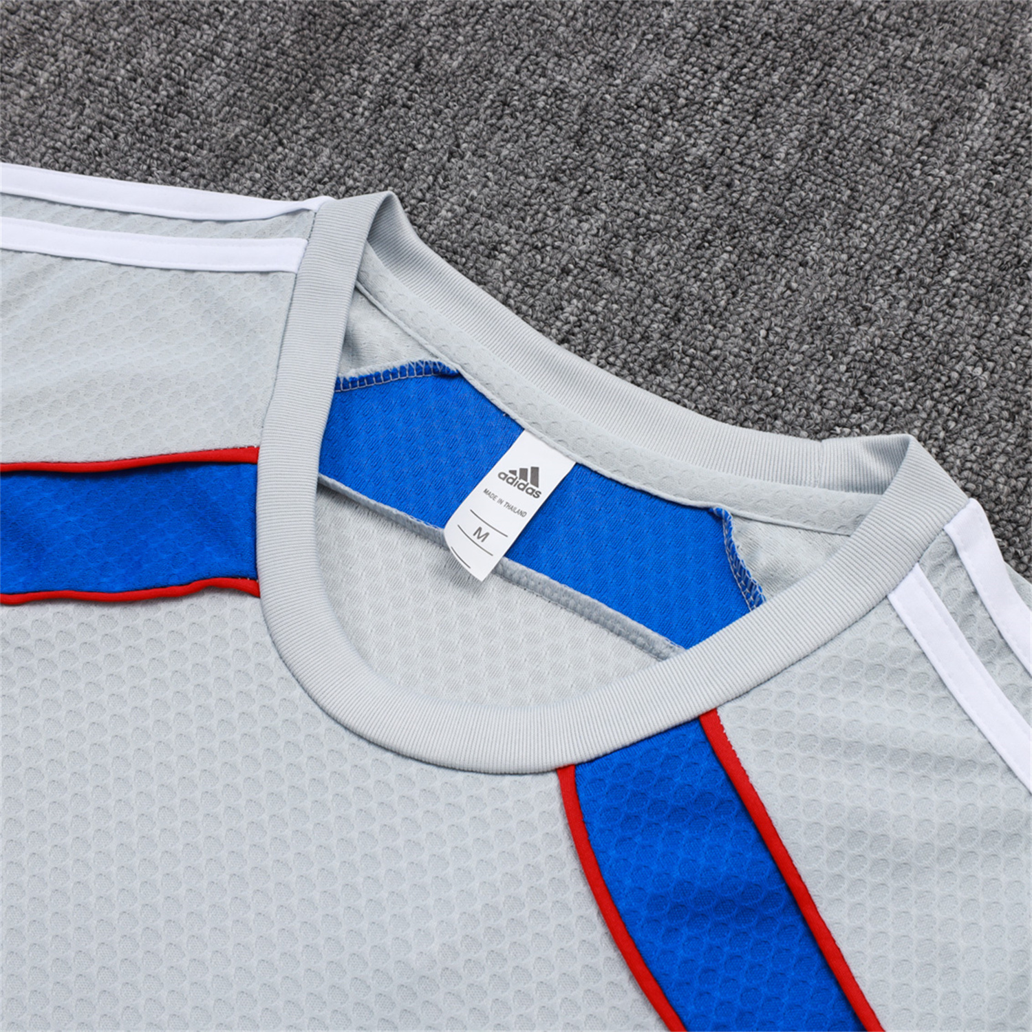 TKH-turbokithub-Bayern Munich 25-26 Short-Sleeve Training Set - Grey Throwback Top & Shorts