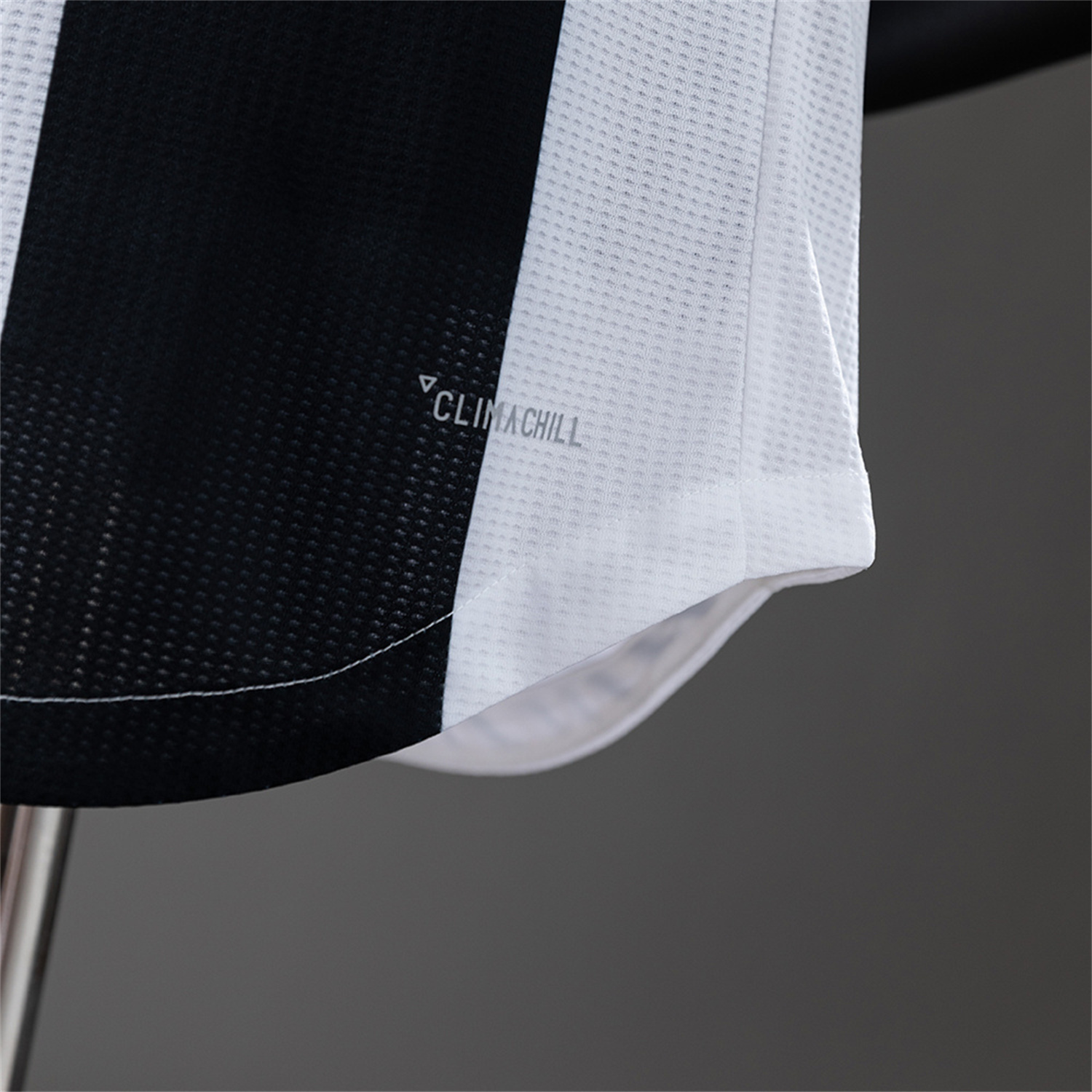 TKH-turbokithub-Retro Juventus 2018-19 Home Jersey - Player Version