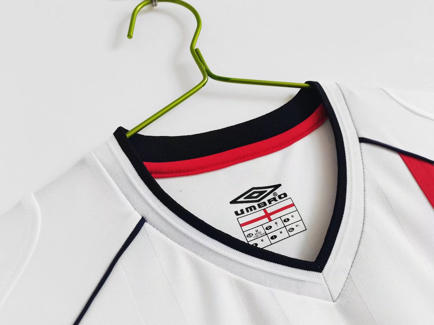 TKH-turbokithub-Retro England 2002 Home Stadium Jersey