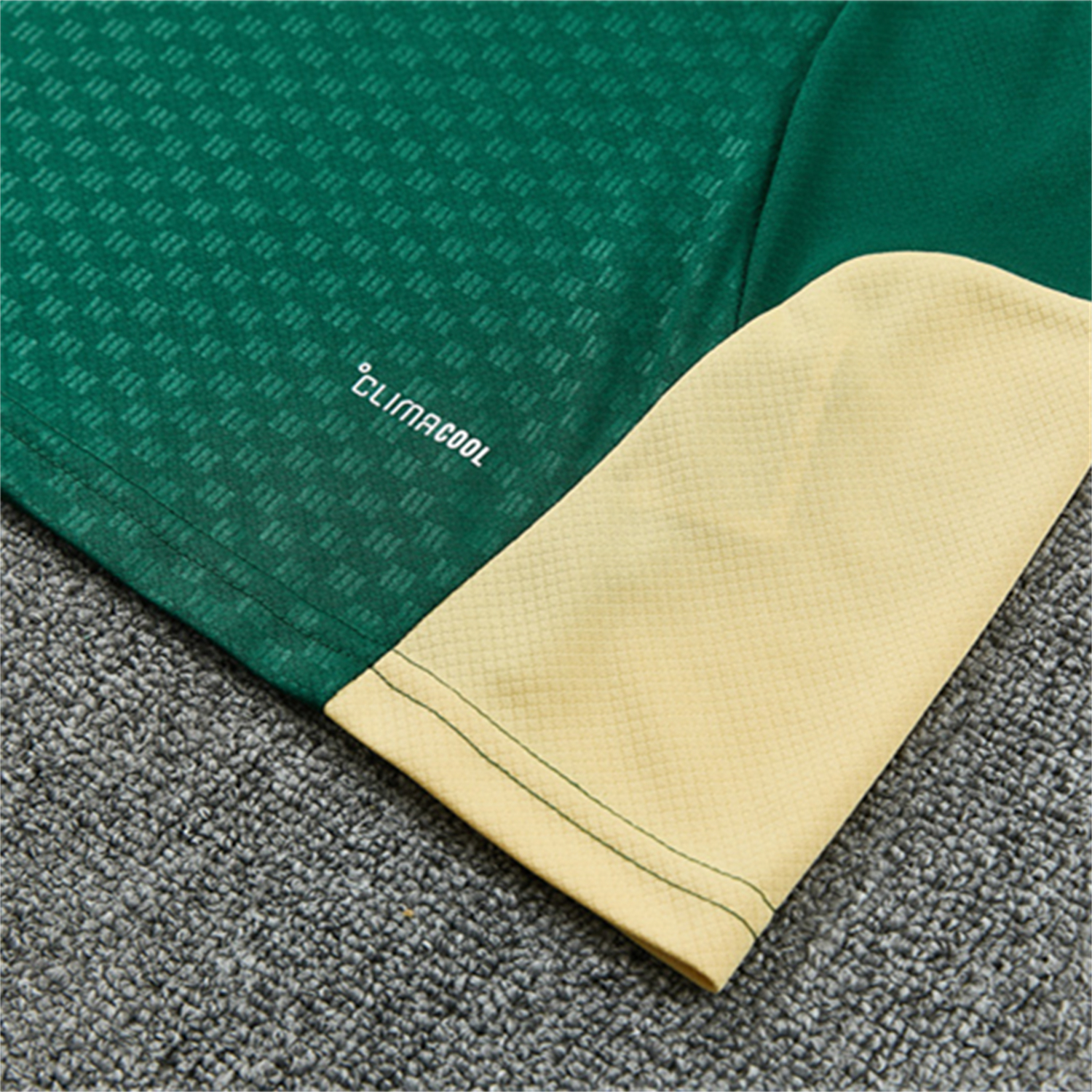 TKH-turbokithub-Real Madrid 26-27 Kids Short-Sleeve Training Set - Green Top & Green Shorts