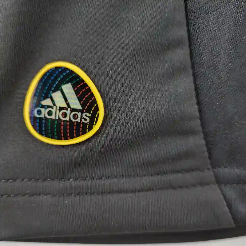 TKH-turbokithub-Retro Liver.pool 2010-11 Third Jersey