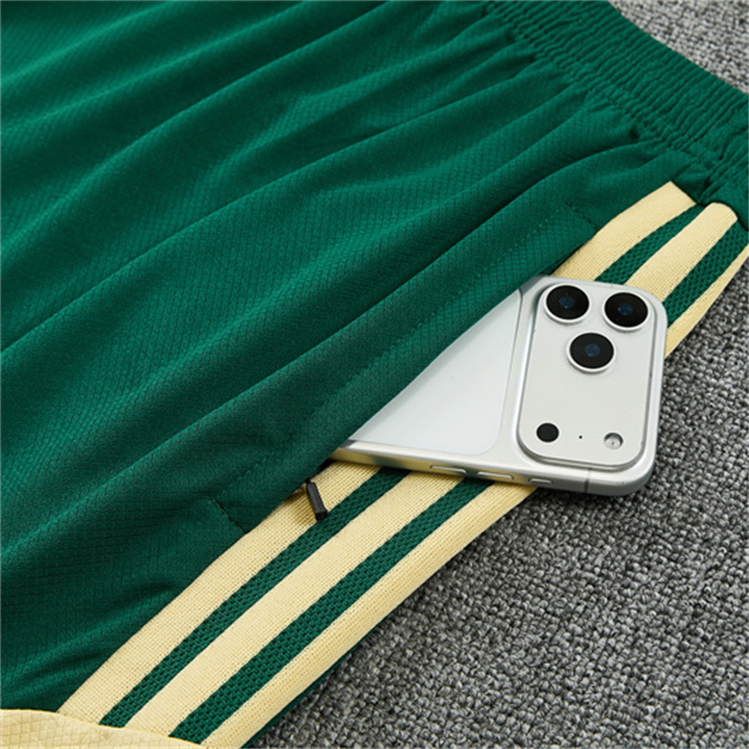 TKH-turbokithub-Real Madrid 26-27 Short-Sleeve Training Set - Green Camouflage Top & Green Shorts