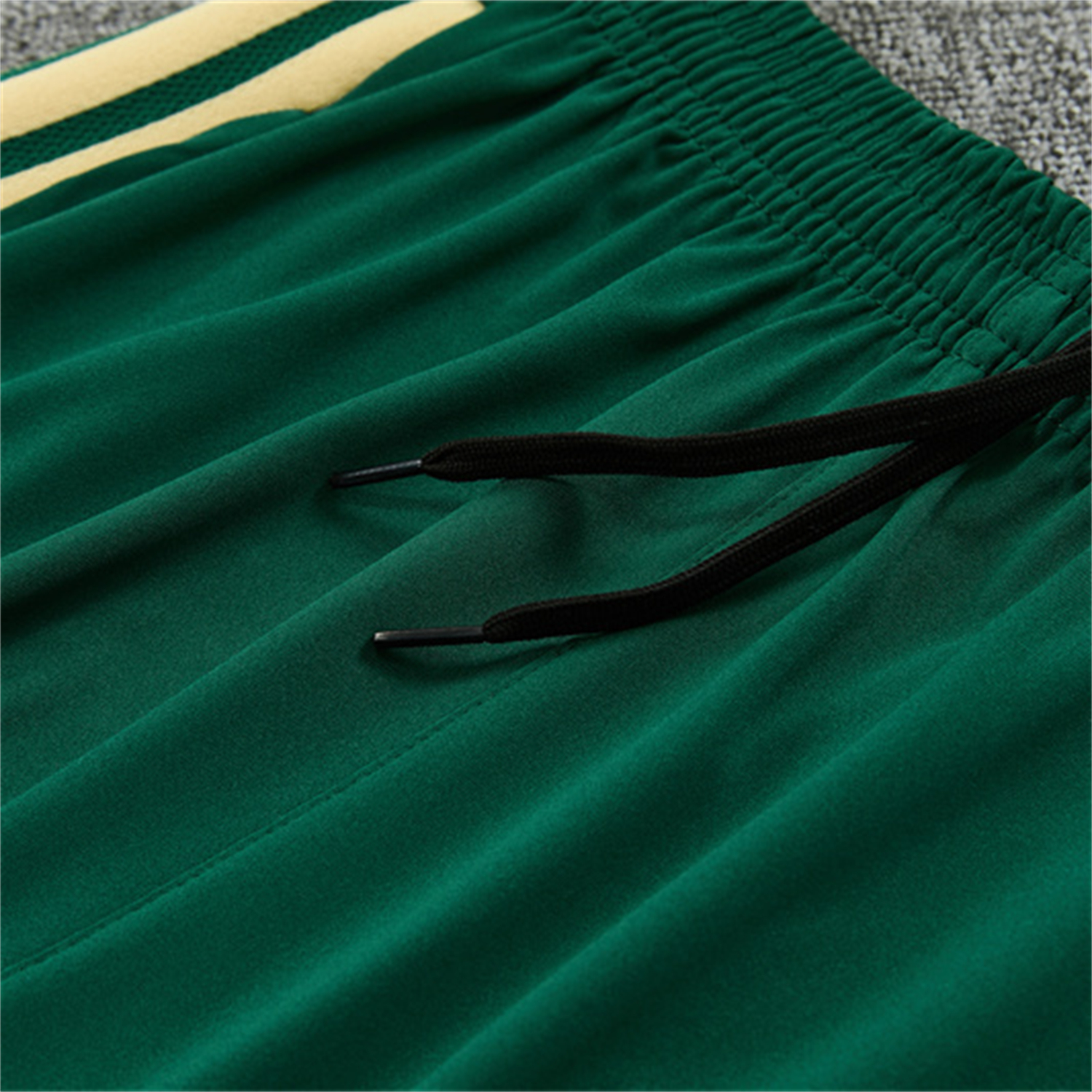 TKH-turbokithub-Real Madrid 26-27 Long Sleeves Training Set - Green Top And Green Pants