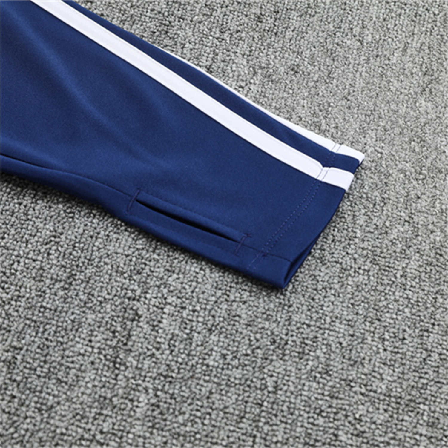 TKH-turbokithub-Real Madrid 25-26 Long Sleeve Training Set - Throwback Royal Blue Top and Pants