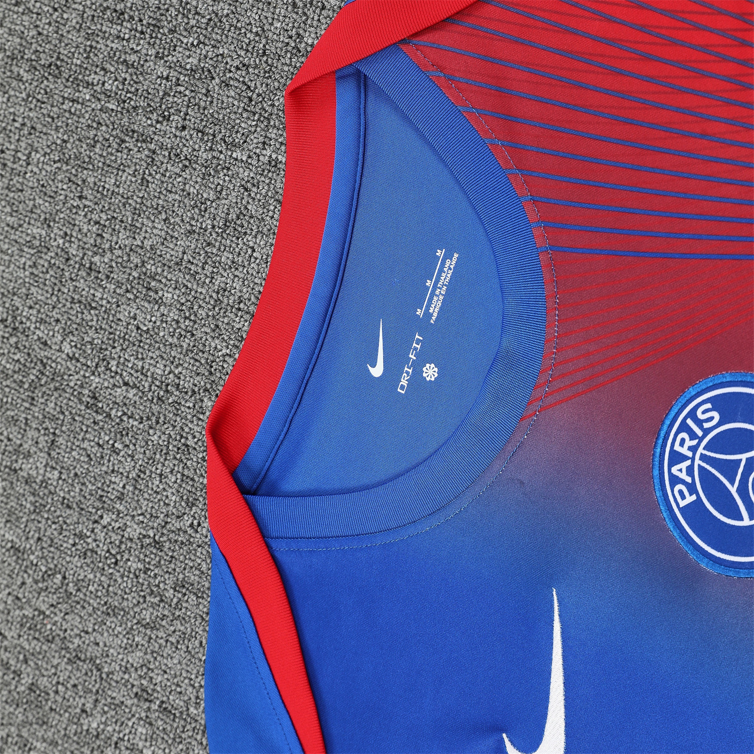 TKH-turbokithub-Paris Saint-Germain PSG 25-26 Vest Training Set - Red And Blue Lines Vest & Blue Shorts