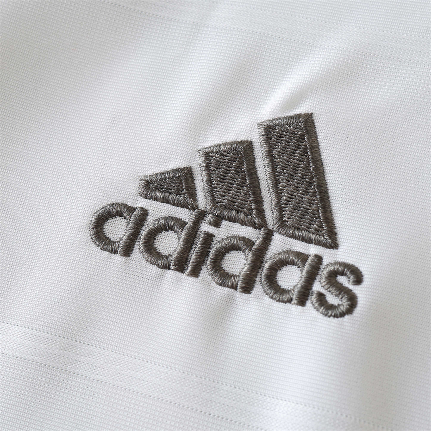 TKH-turbokithub-Retro Real Madrid 13-14 Home Stadium Long Sleeve Jersey