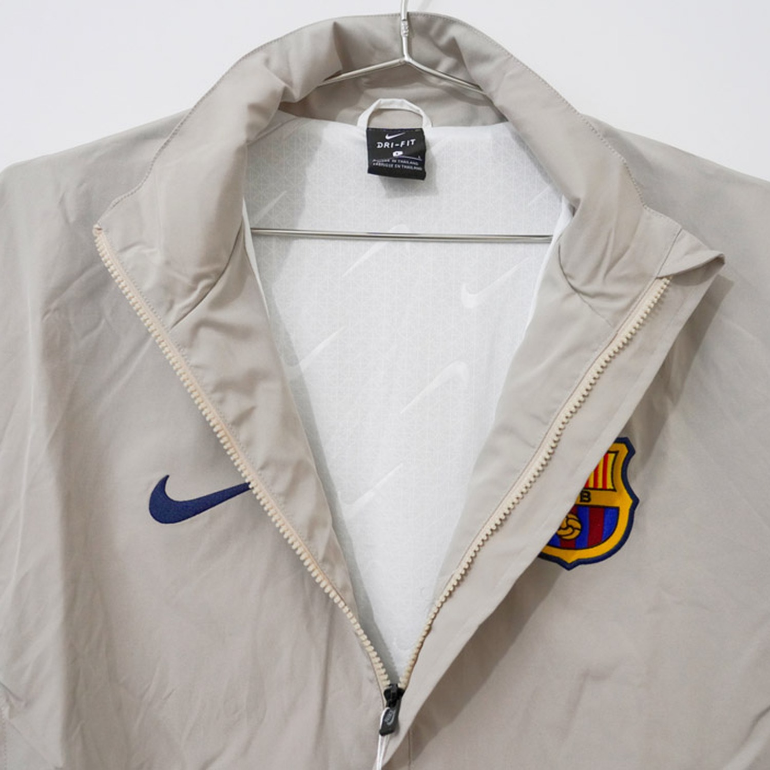 TKH-turbokithub-Retro Barcelona 2003-04 Windbreaker Jacket - Grey With Blue
