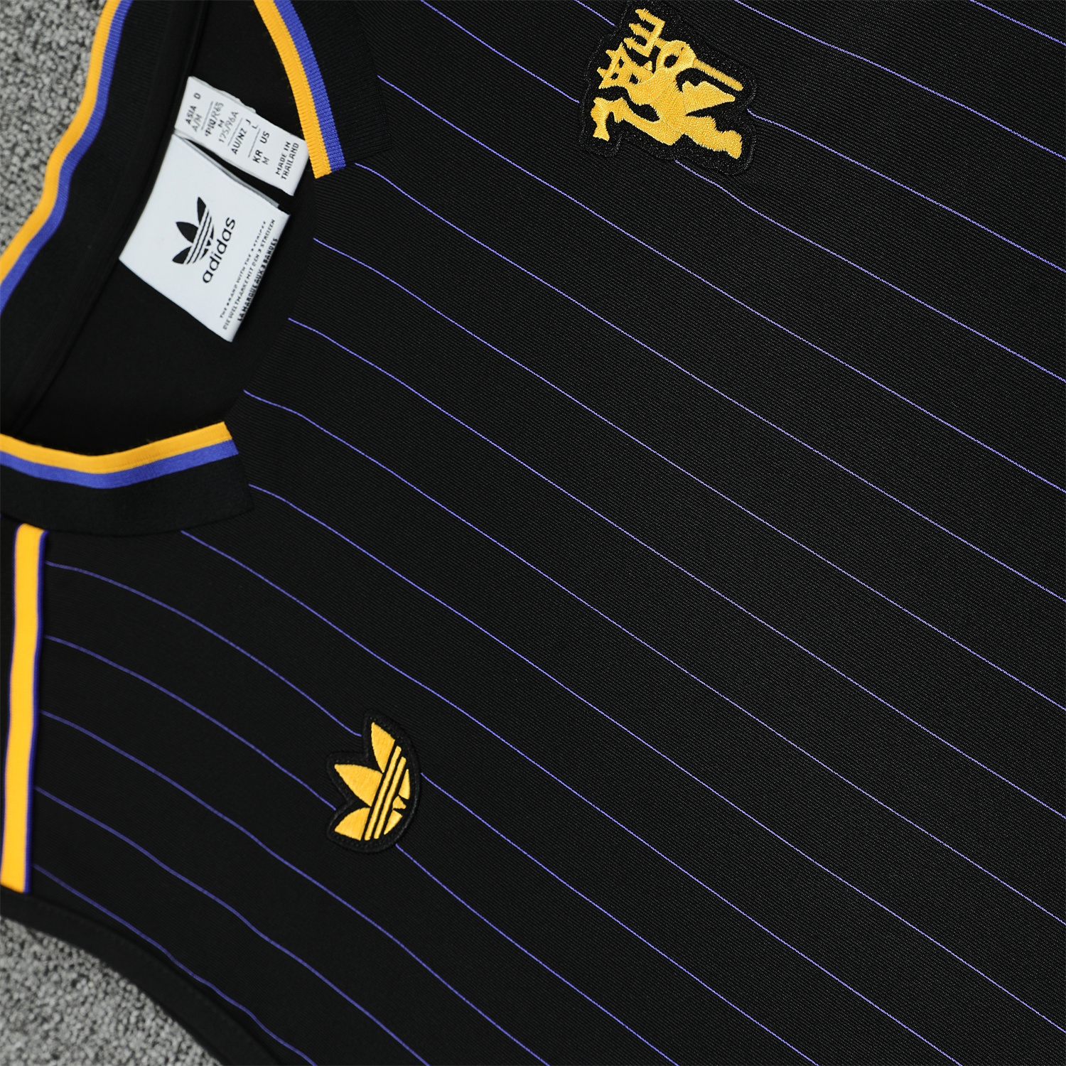 TKH-turbokithub-Manchester United 25-26 Vest Training Set - Black Top & Black Shorts