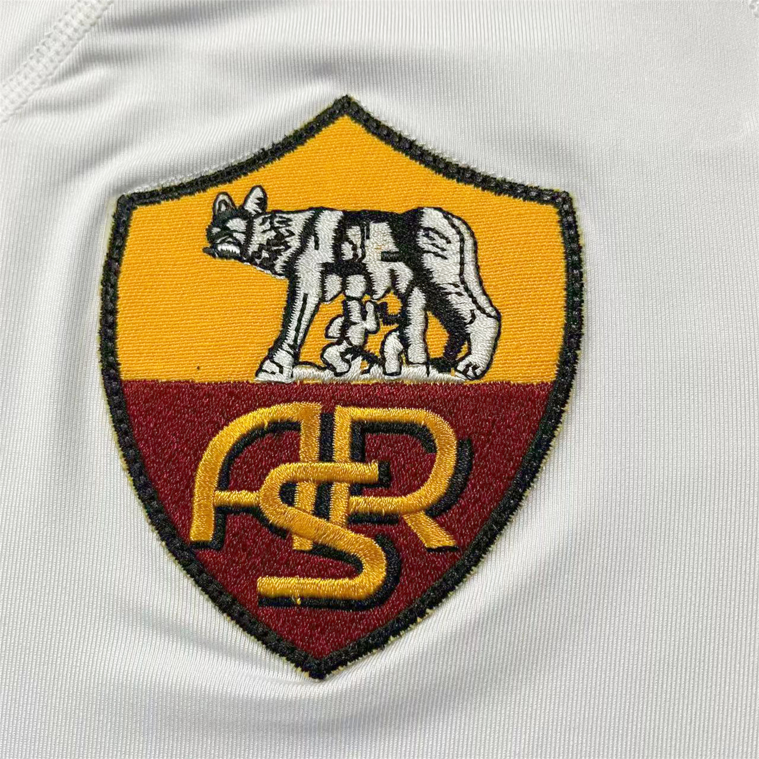 TKH-turbokithub-Retro Roma 2001-02 Away Jersey