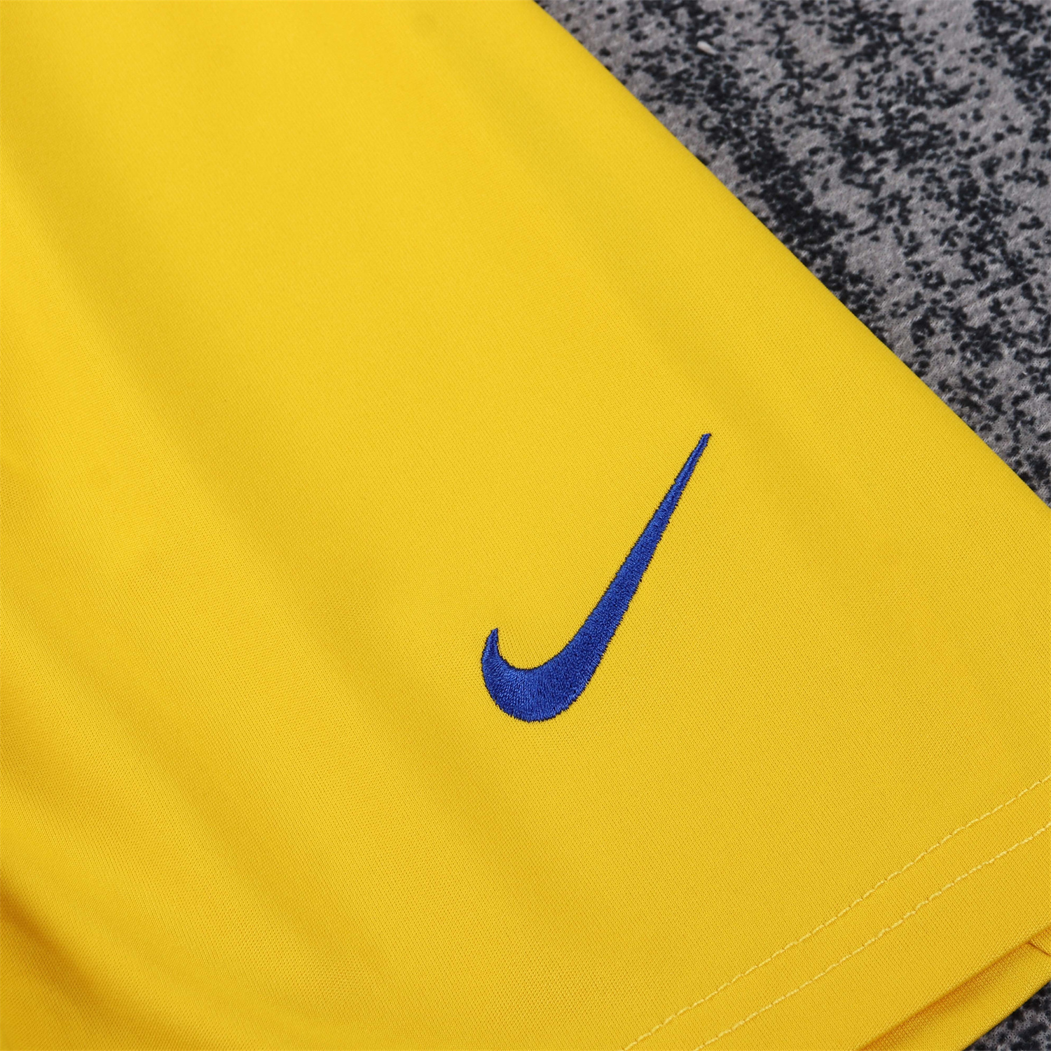 TKH-turbokithub-Retro Inter Milan 2002-03 Third Kids Kit
