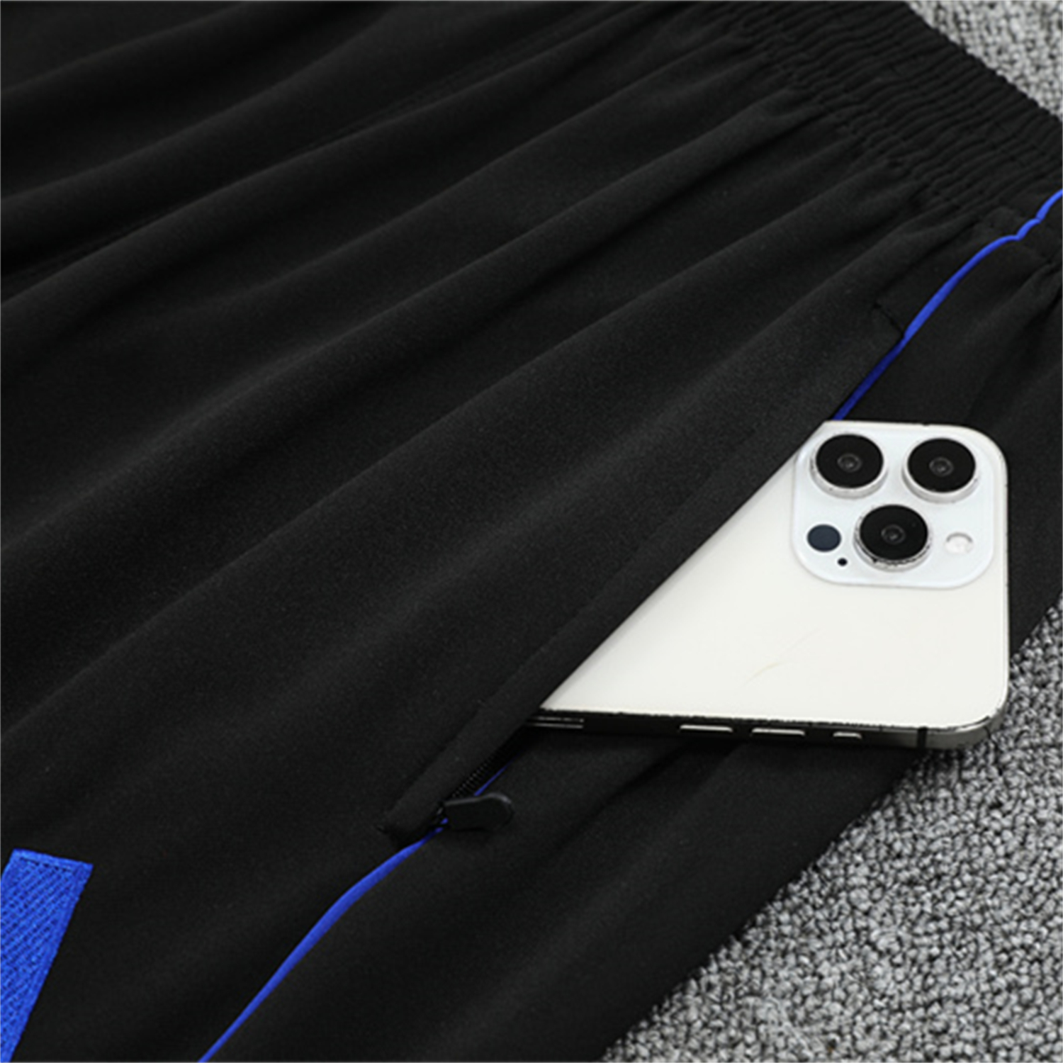 TKH-turbokithub-Real Madrid 25-26 Long Sleeve Training Set - White Loong Black Blue Top and Black Pants