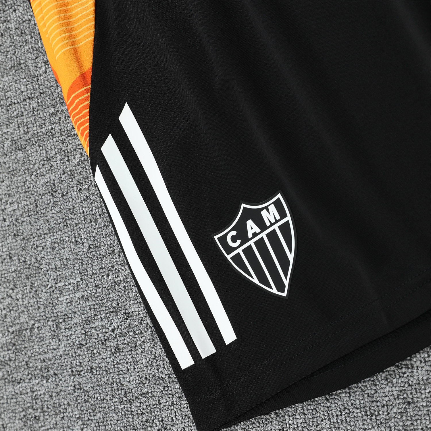 TKH-turbokithub-Atletico Mineiro 25-26 Short-Sleeve Kids Training Set - Black Top With Black Shorts