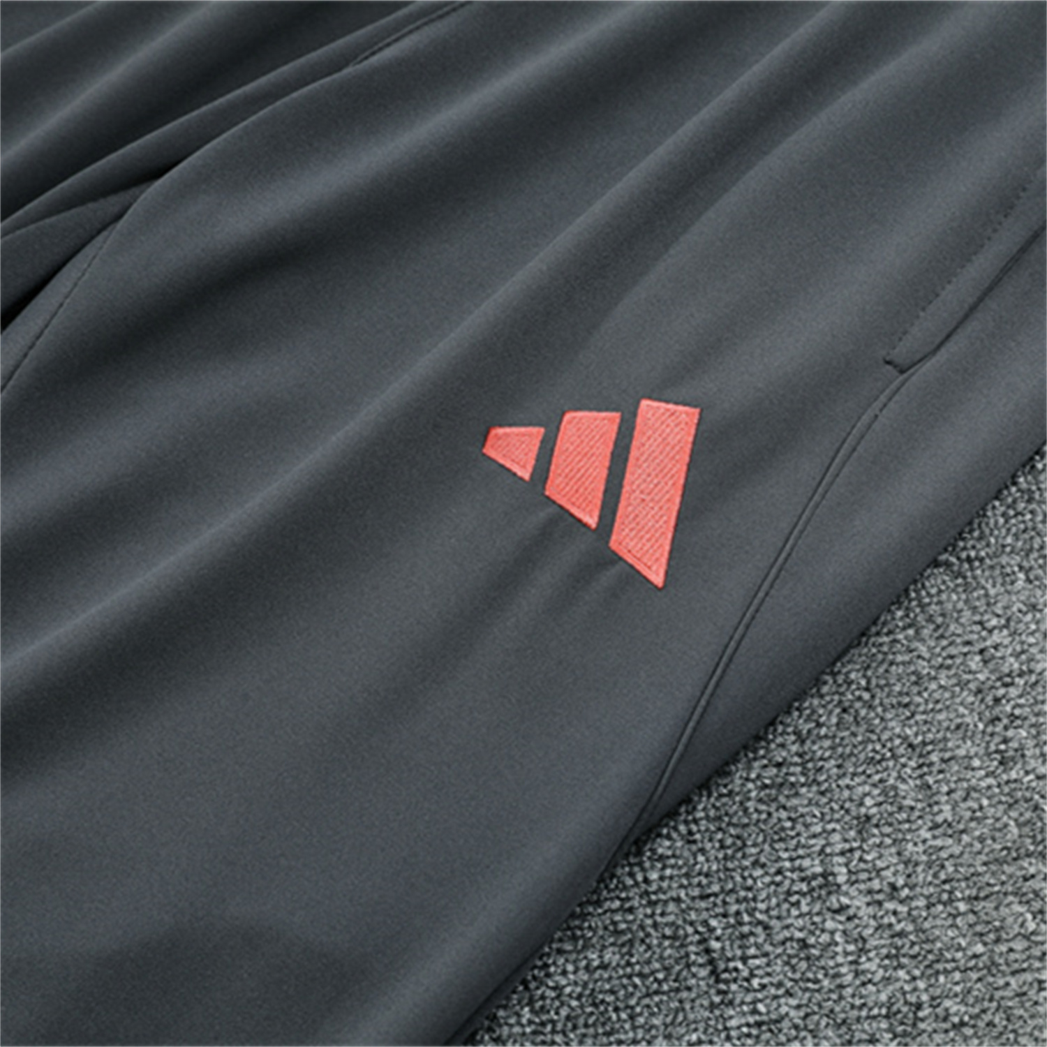 TKH-turbokithub-Bayern Munich 25-26 Kid Long Sleeves Training Set - Orange Top & Gray Pants