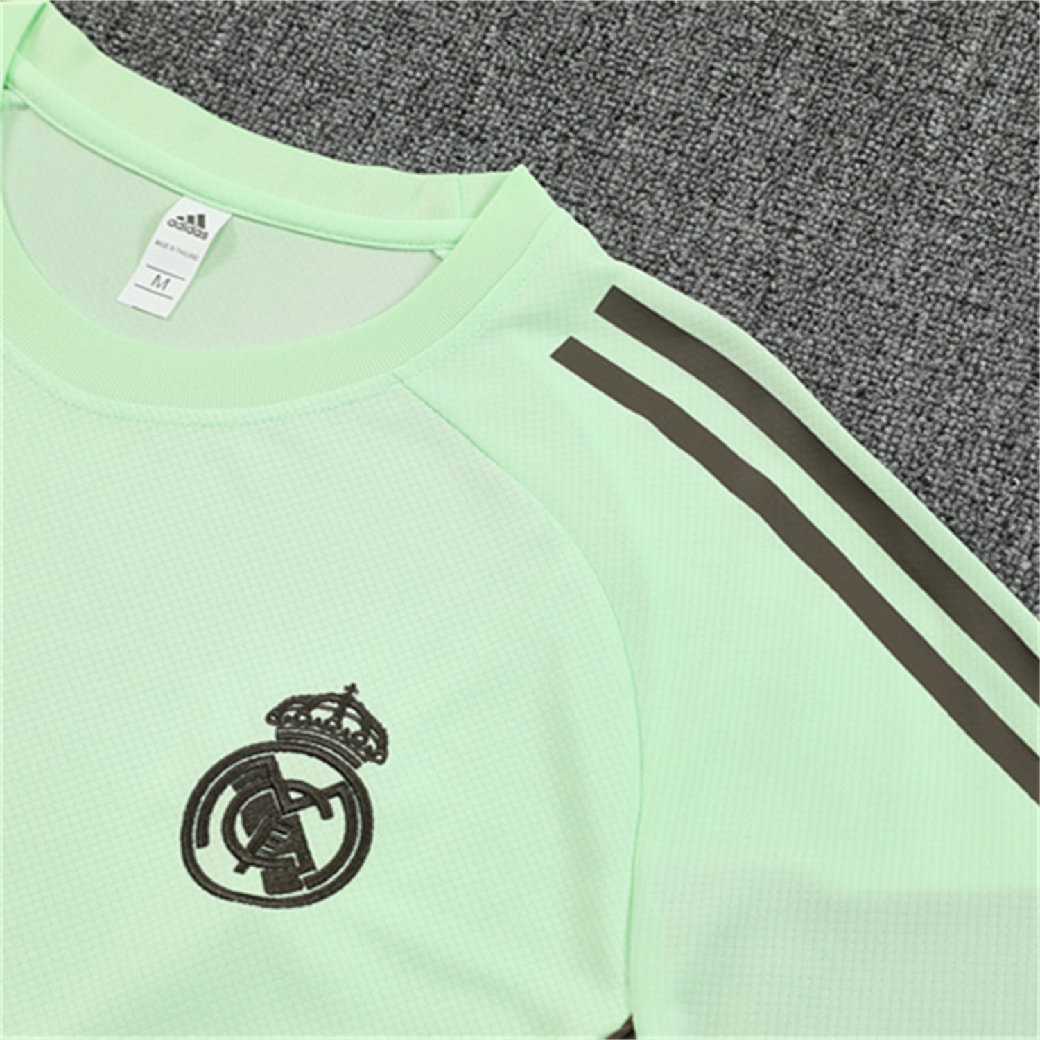 TKH-turbokithub-Real Madrid 25-26 Short-Sleeve Training Set - Light Green Top and Dark Khaki Shorts