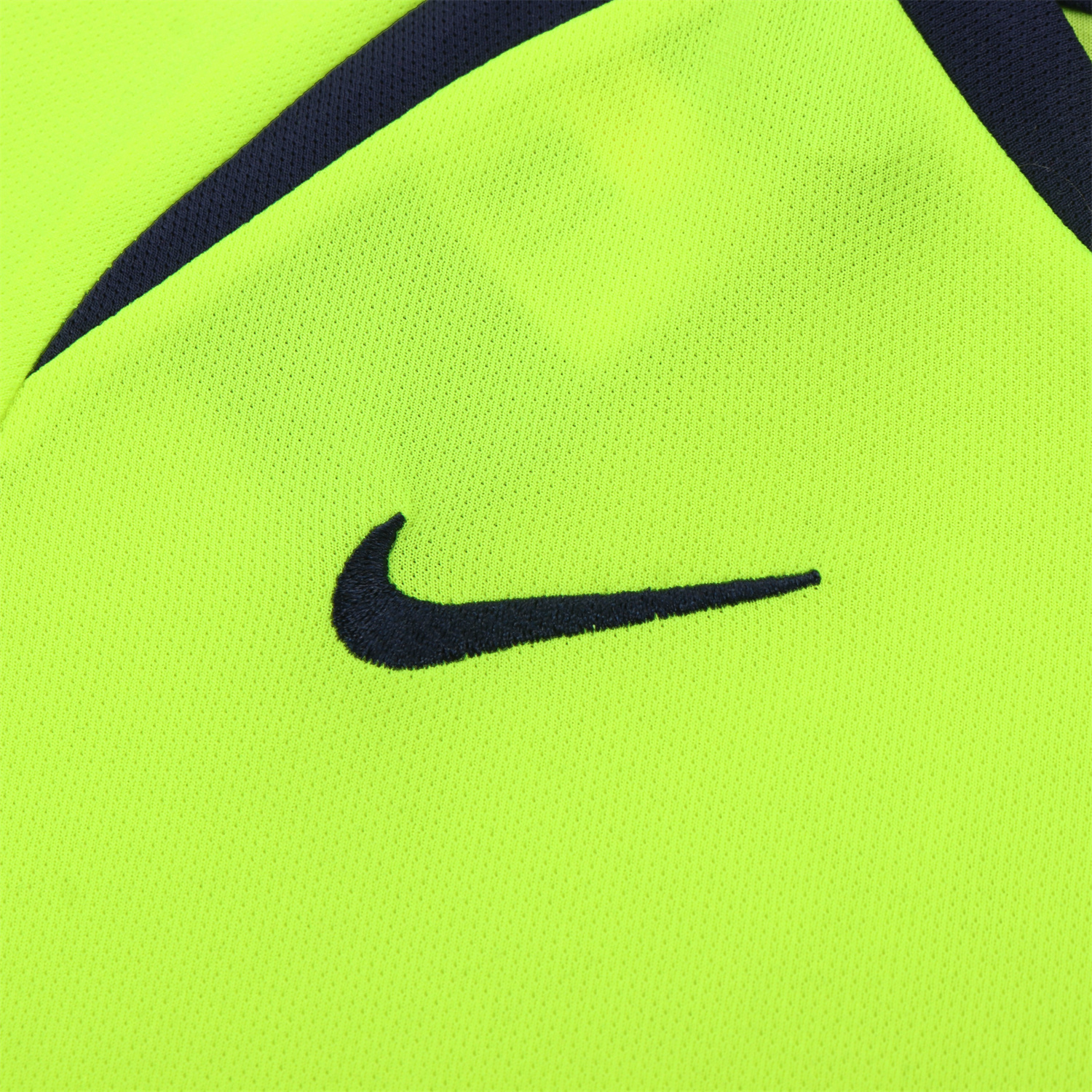 TKH-turbokithub-Retro Barcelona 2005-06 Away Kids Kit
