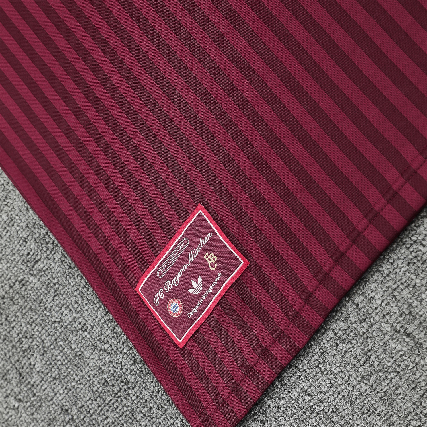 TKH-turbokithub-Bayern Munich 25-26 Short-Sleeve Training Set - Wine Red Lines Top & Wine Red Lines Shorts