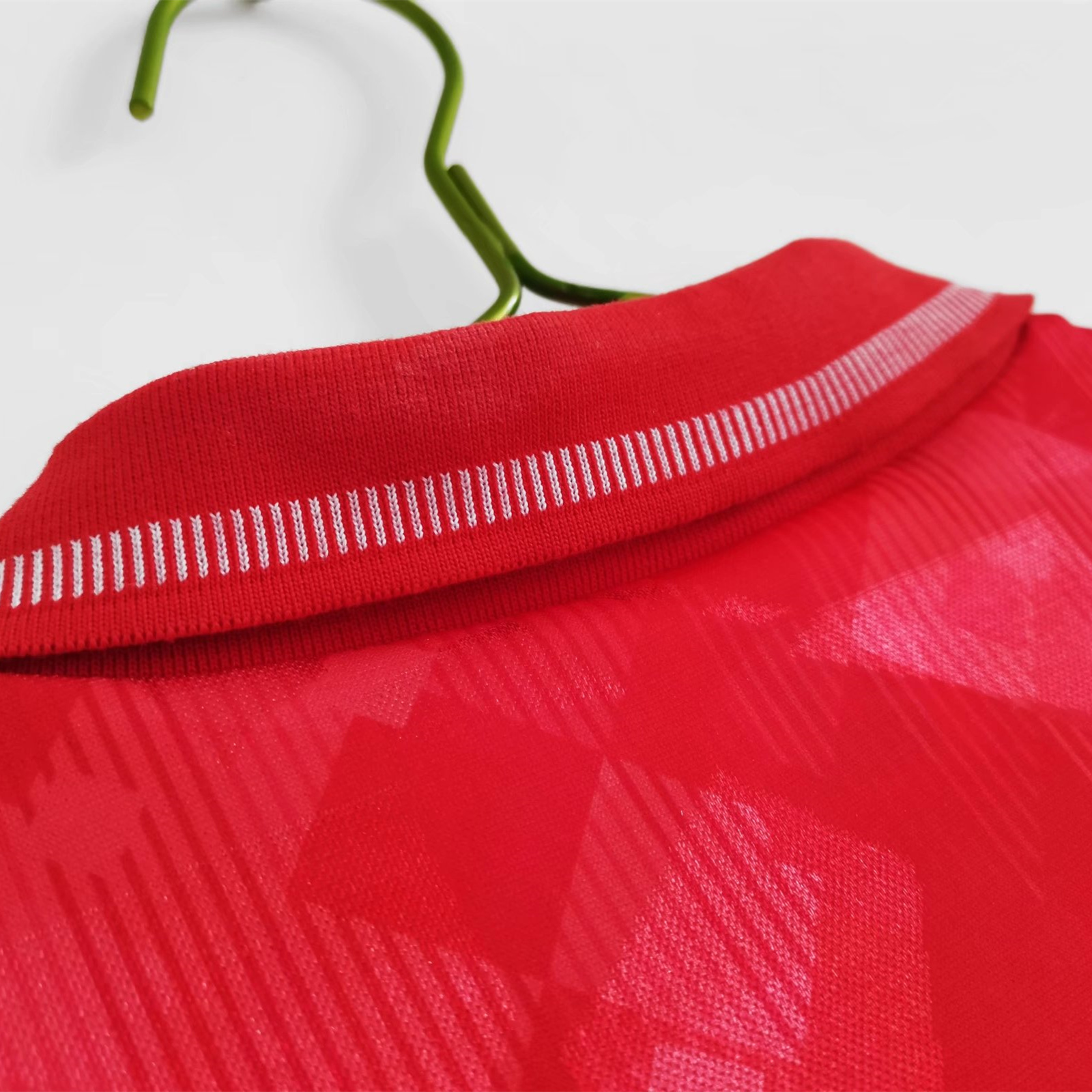 TKH-turbokithub-Retro Wales 1990 Home Stadium Jersey