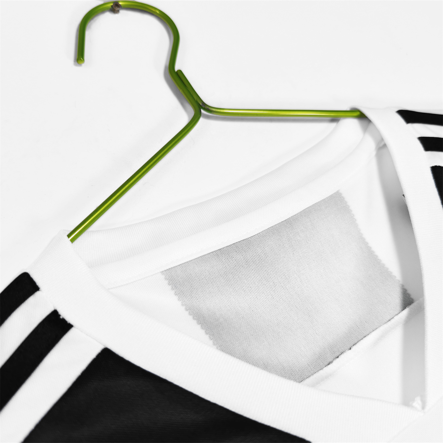 TKH-turbokithub-Retro Juventus 2018-19 Home Jersey - Fans Version