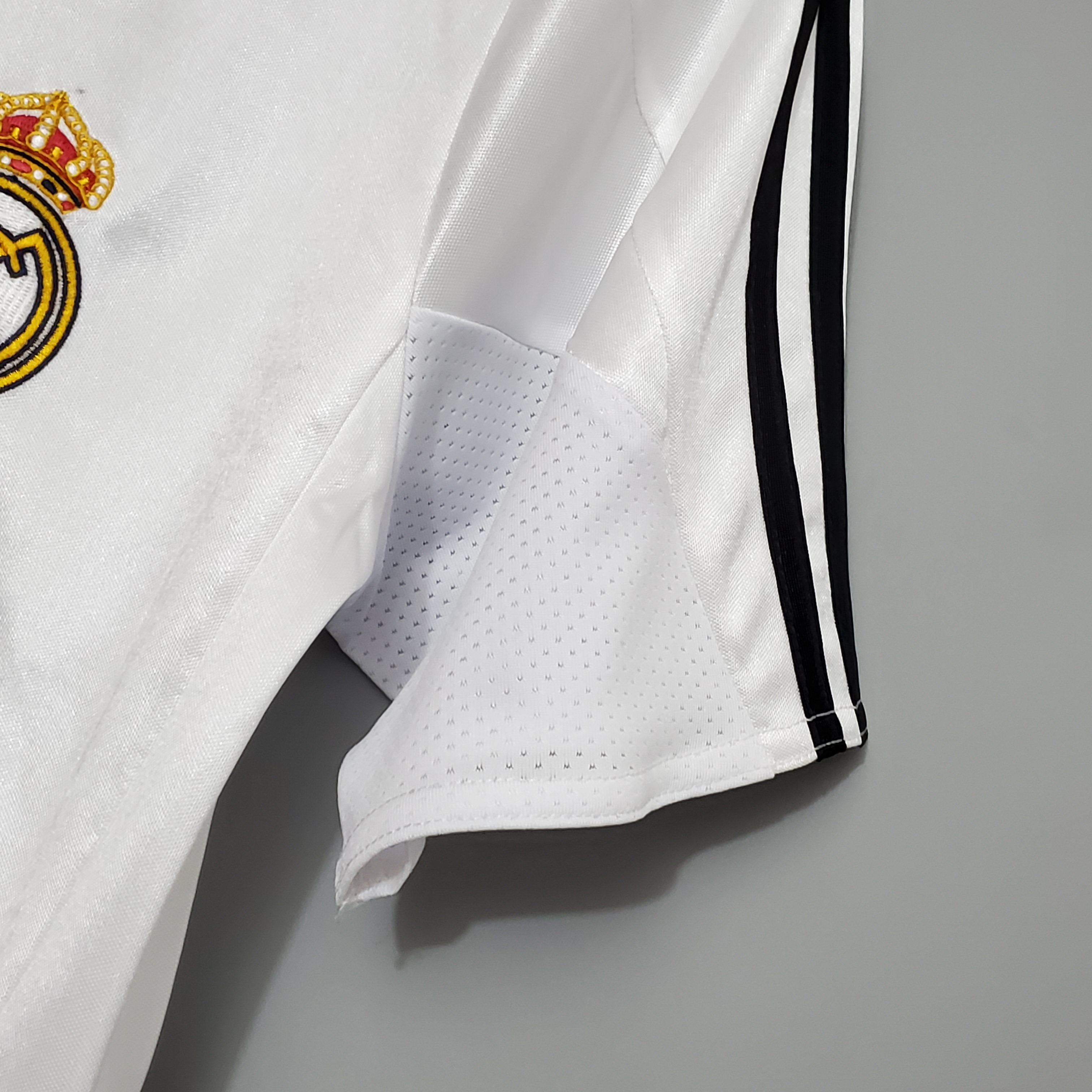 TKH-turbokithub-Retro Real Madrid 04-05 Home Stadium Jersey