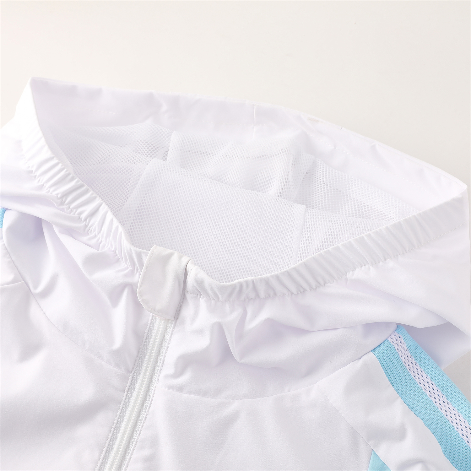 TKH-turbokithub-Argentina 2026 Hooded Windbreaker Training Set - White Top & Dark Blue Pants