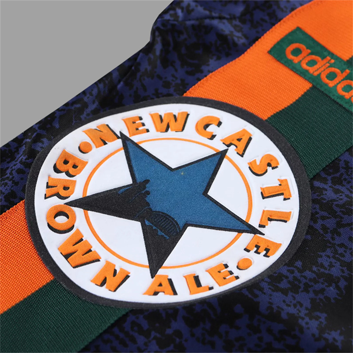 TKH-turbokithub-Retro Newcastle United 1997-98 Away Kids Kit