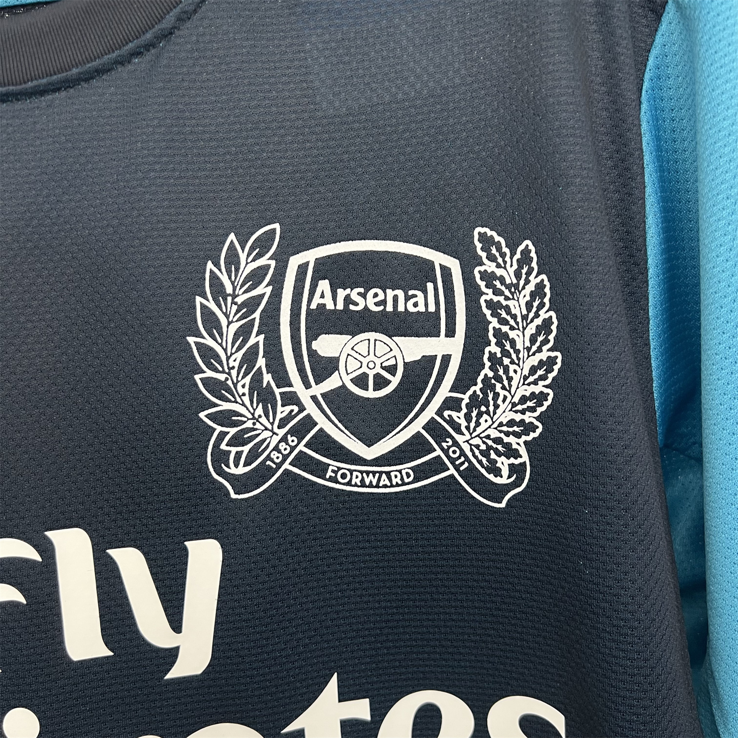 TKH-turbokithub-Retro Arsenal 2011-12 Away Jersey