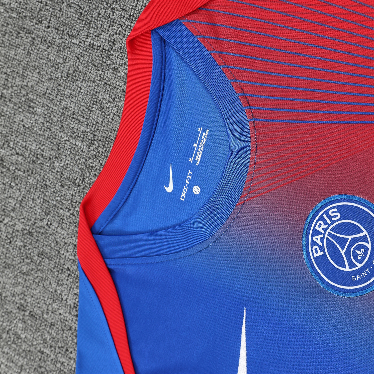 TKH-turbokithub-Paris Saint-Germain PSG 25-26 Short-Sleeve Training Set - Red And Blue Lines Top & Blue Shorts