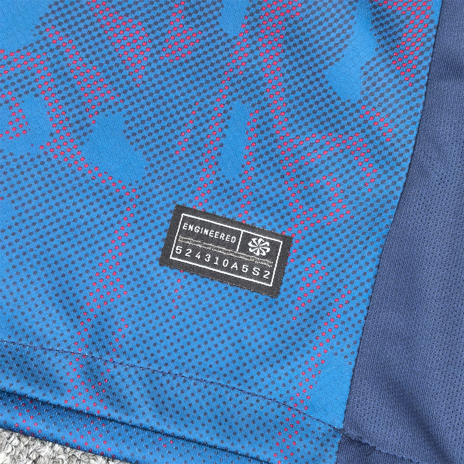 TKH-turbokithub-Barcelona 25-26 Deep Blue Training Jersey with Red and Blue Tree Pattern - Fans Version
