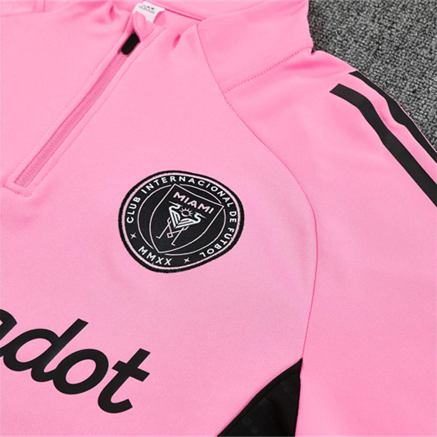 TKH-turbokithub-INT M.A.M 25-26 Long Sleeves Training with Black Sponsors Set - Pink Top & Black Pants