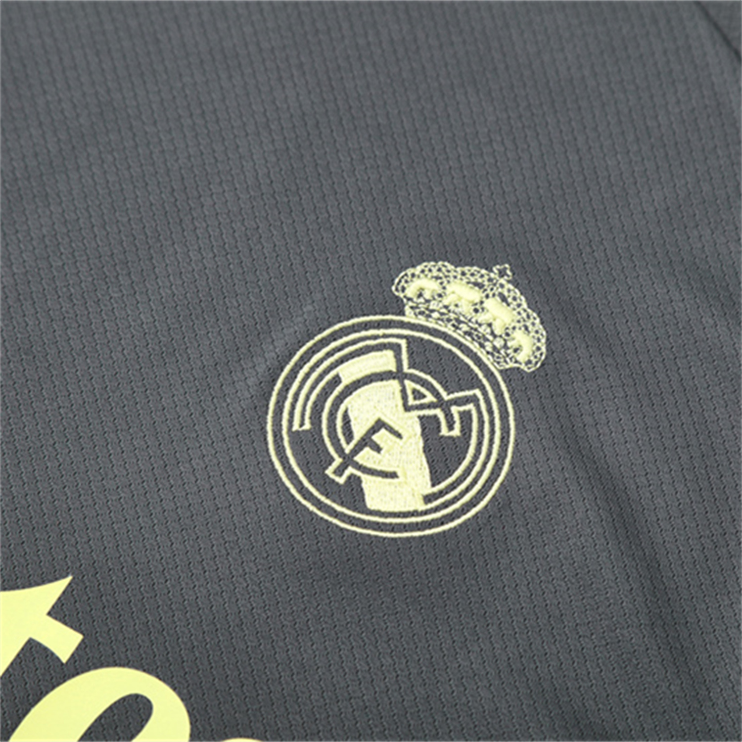 TKH-turbokithub-Real Madrid 25-26 Kids Short-Sleeve Training Set - Deep Grey Top and Shorts