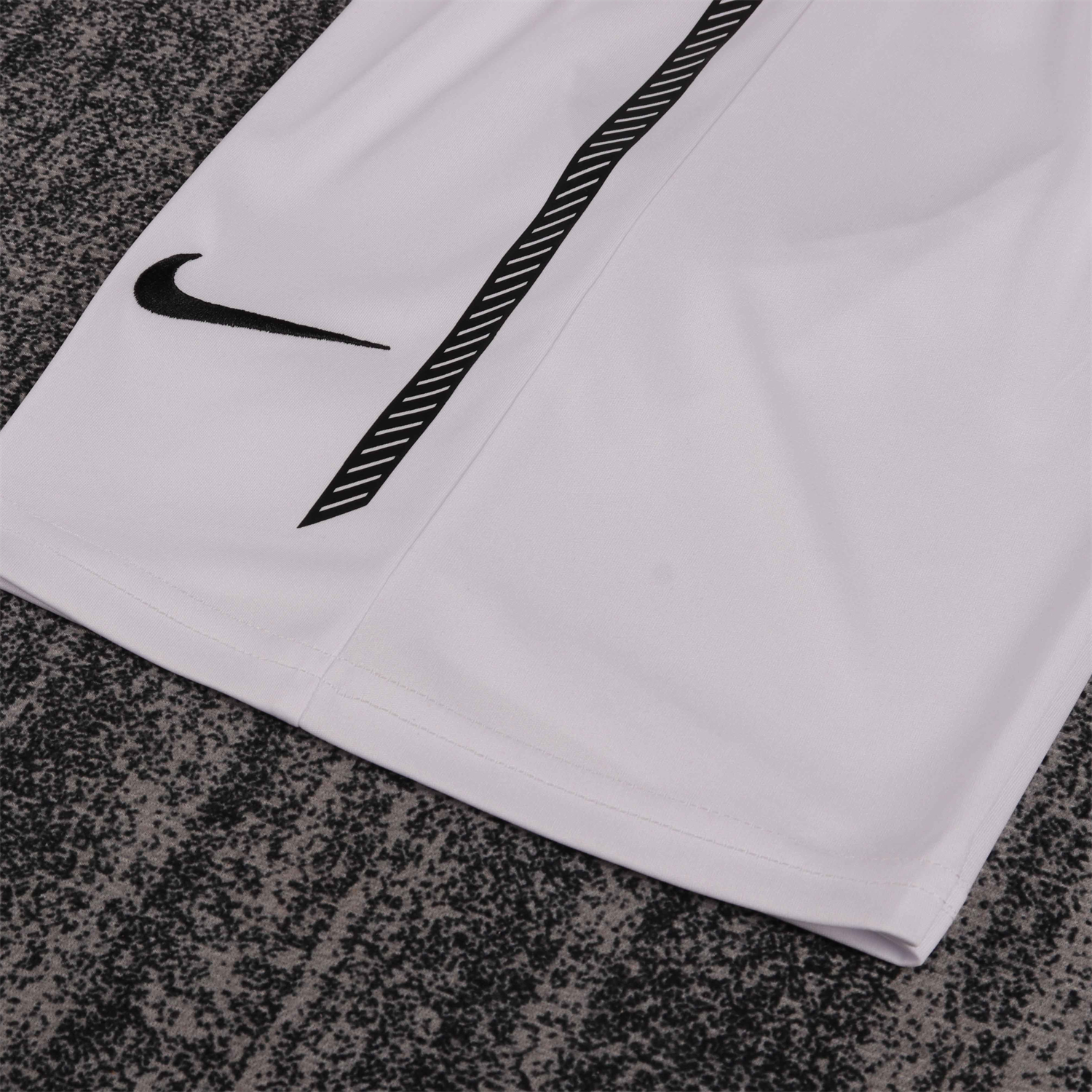TKH-turbokithub-Retro Manchester United 2010-11 Home Kids Kit