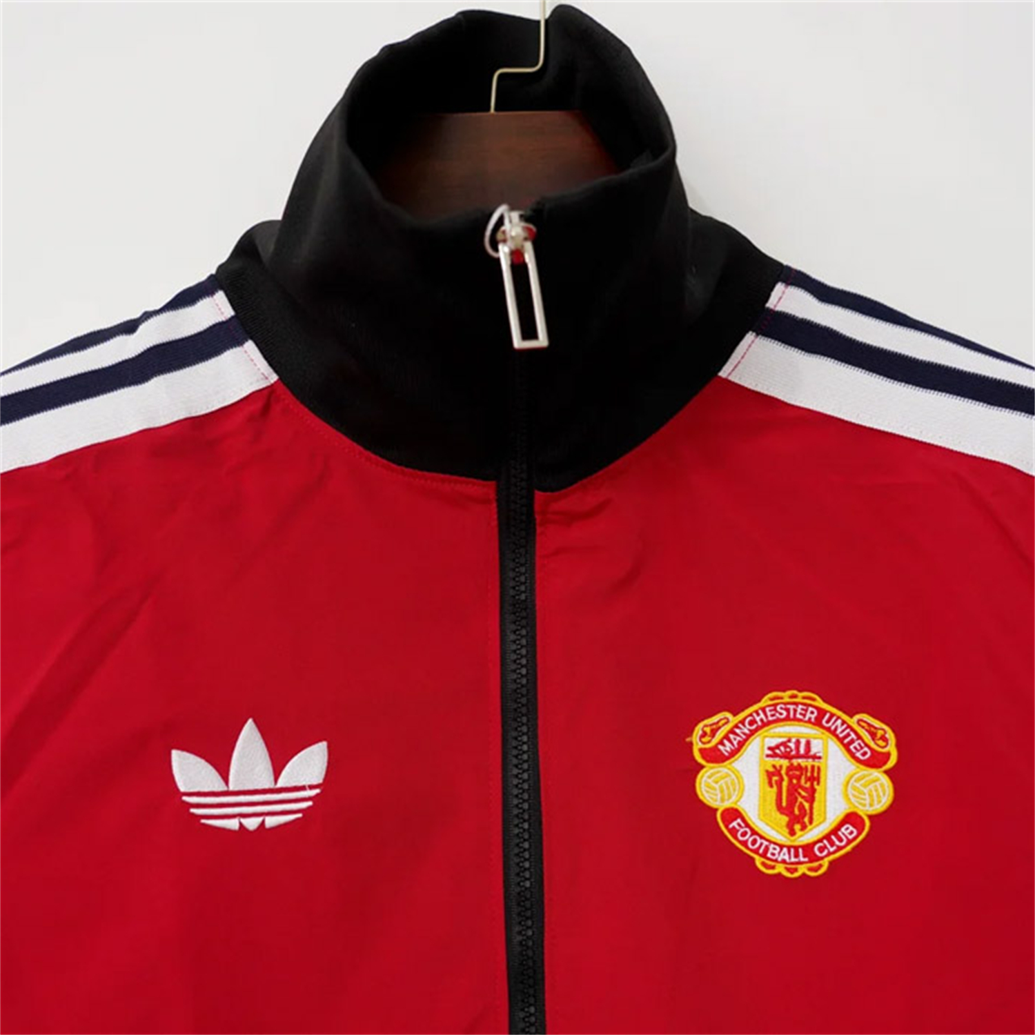 TKH-turbokithub-Retro Manchester United 24-25 Windbreaker Jacket - Red