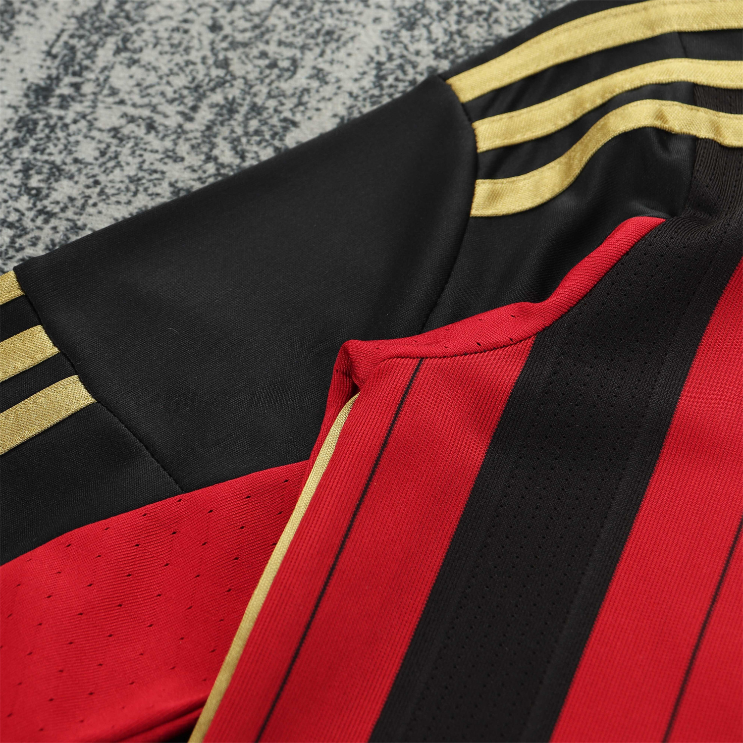 TKH-turbokithub-Retro AC Milan 2013-14 Home Long Sleeves Kids Kit