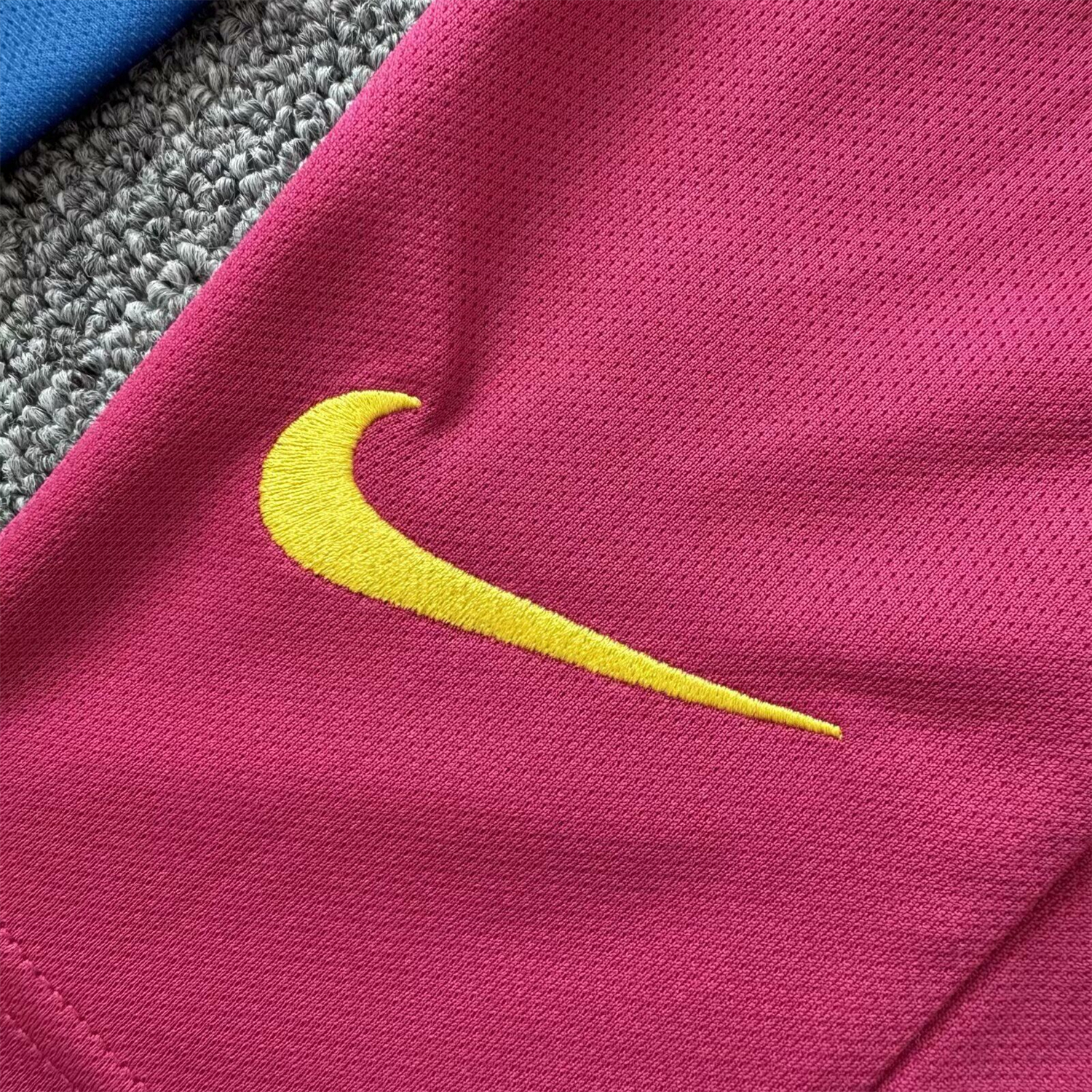 TKH-turbokithub-Retro Barcelona 06-07 Home Long Sleeve Kids Kit