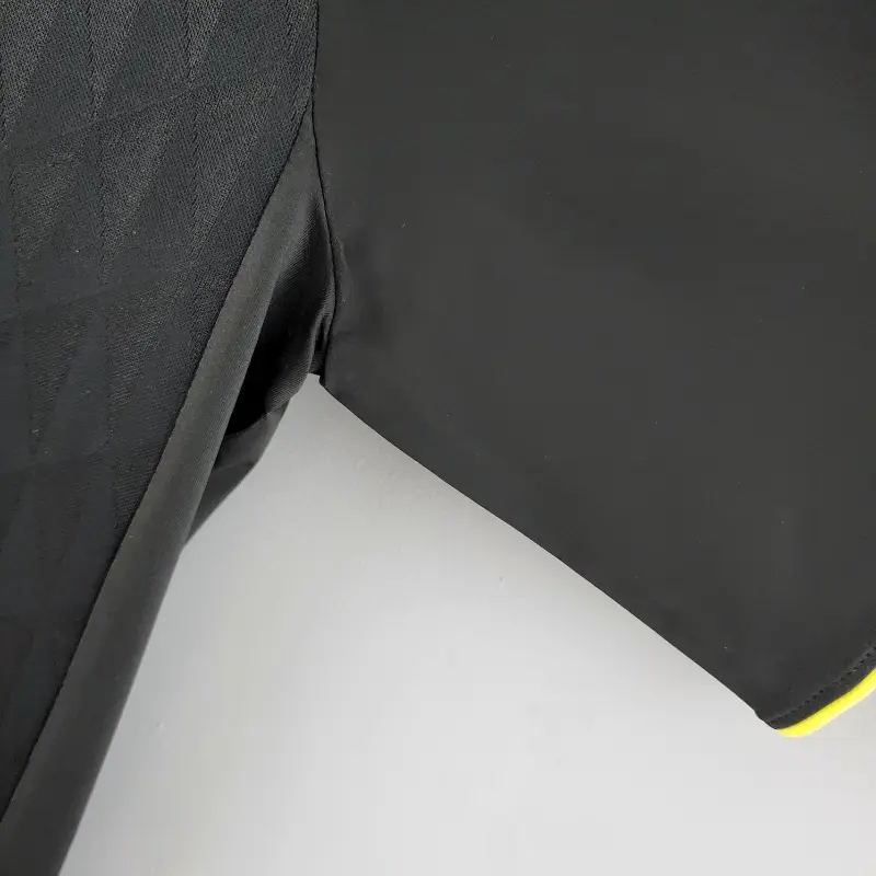 TKH-turbokithub-Retro Liver.pool 2010-11 Third Jersey