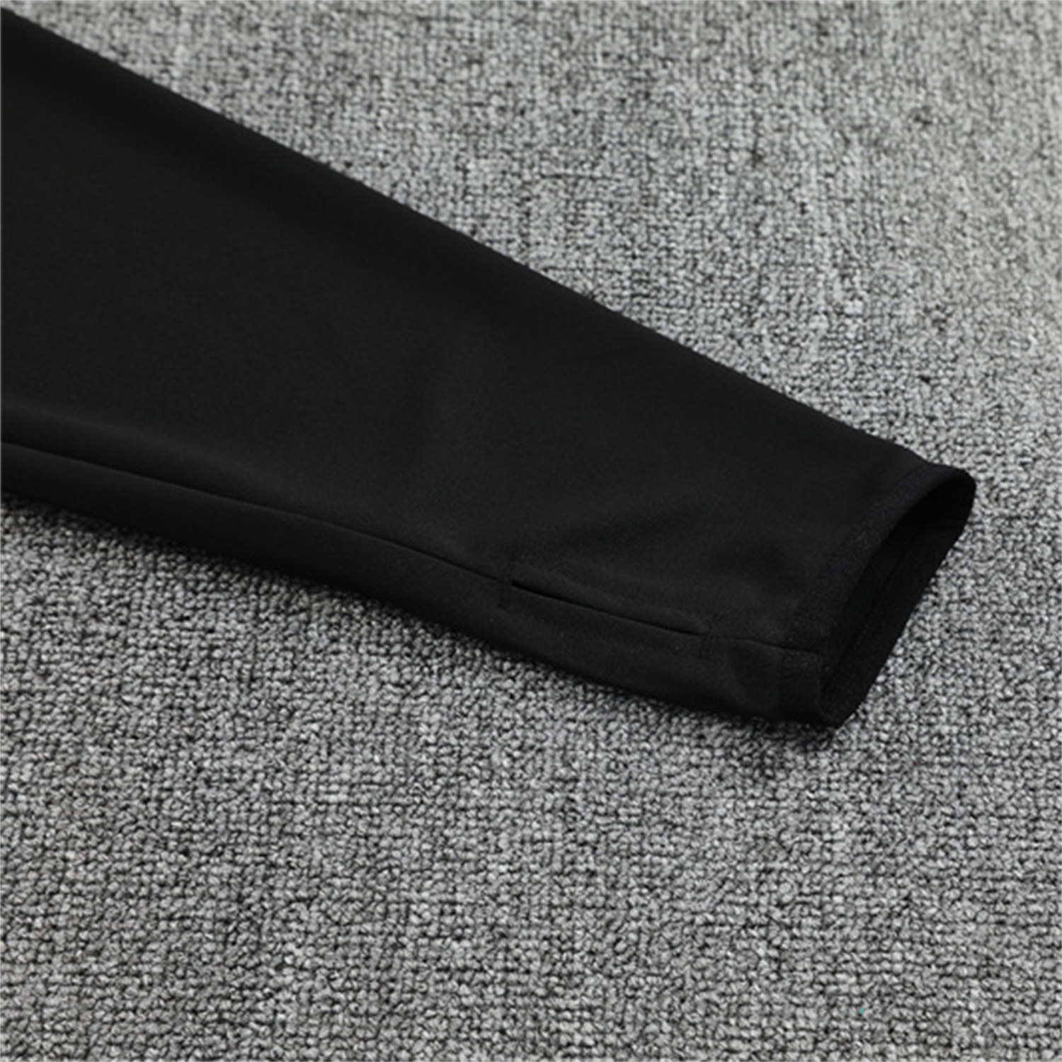 TKH-turbokithub-Juventus 25-26 Long Sleeve Training Set - Black Top and Black Pants