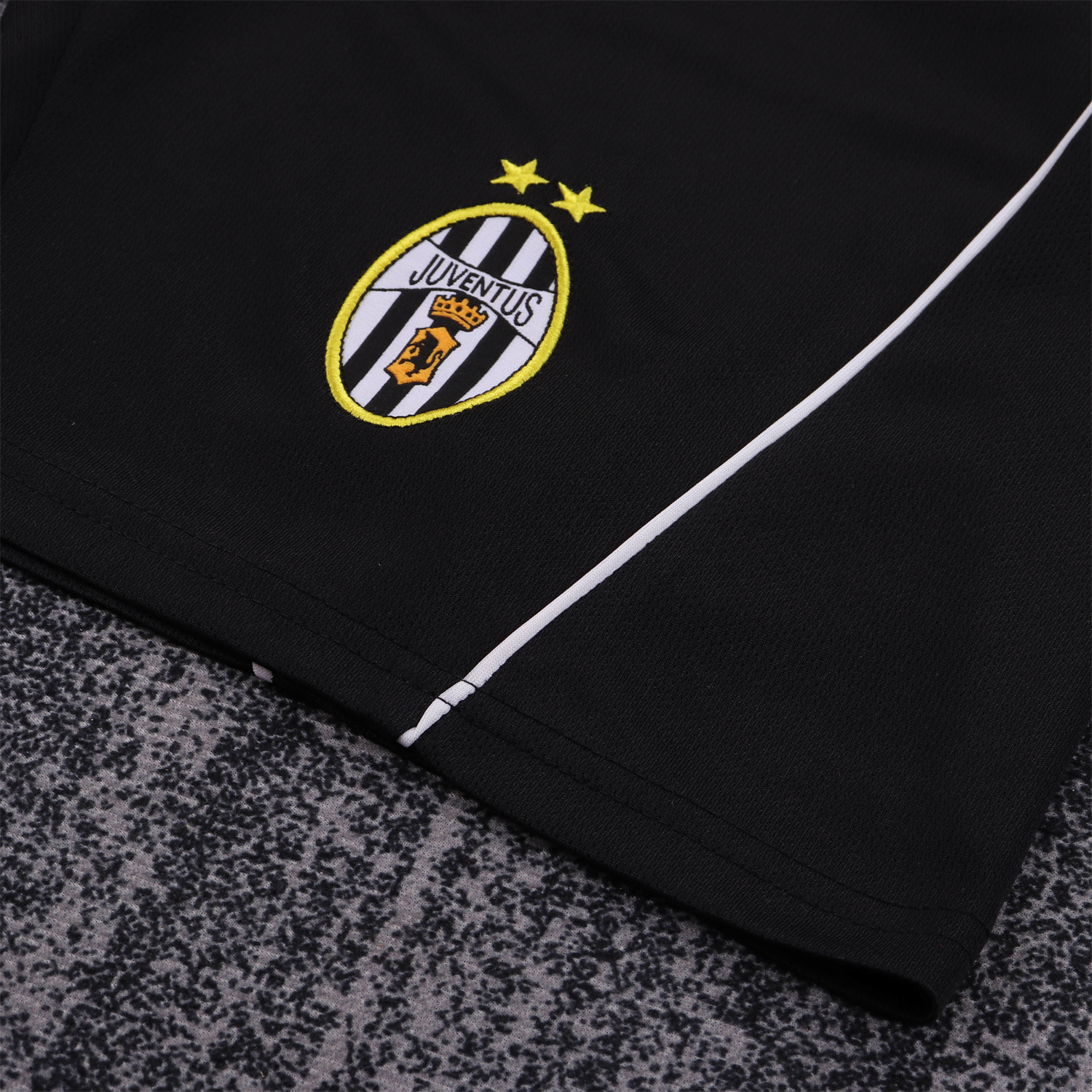 TKH-turbokithub-Retro Juventus 2002-03 Home Kids Kit