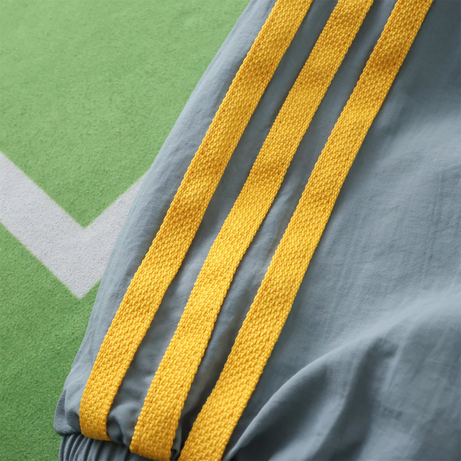 TKH-turbokithub-Retro Arsenal 1991-93 Away Double Sided Reversible Windbreaker - Yellow & Grey