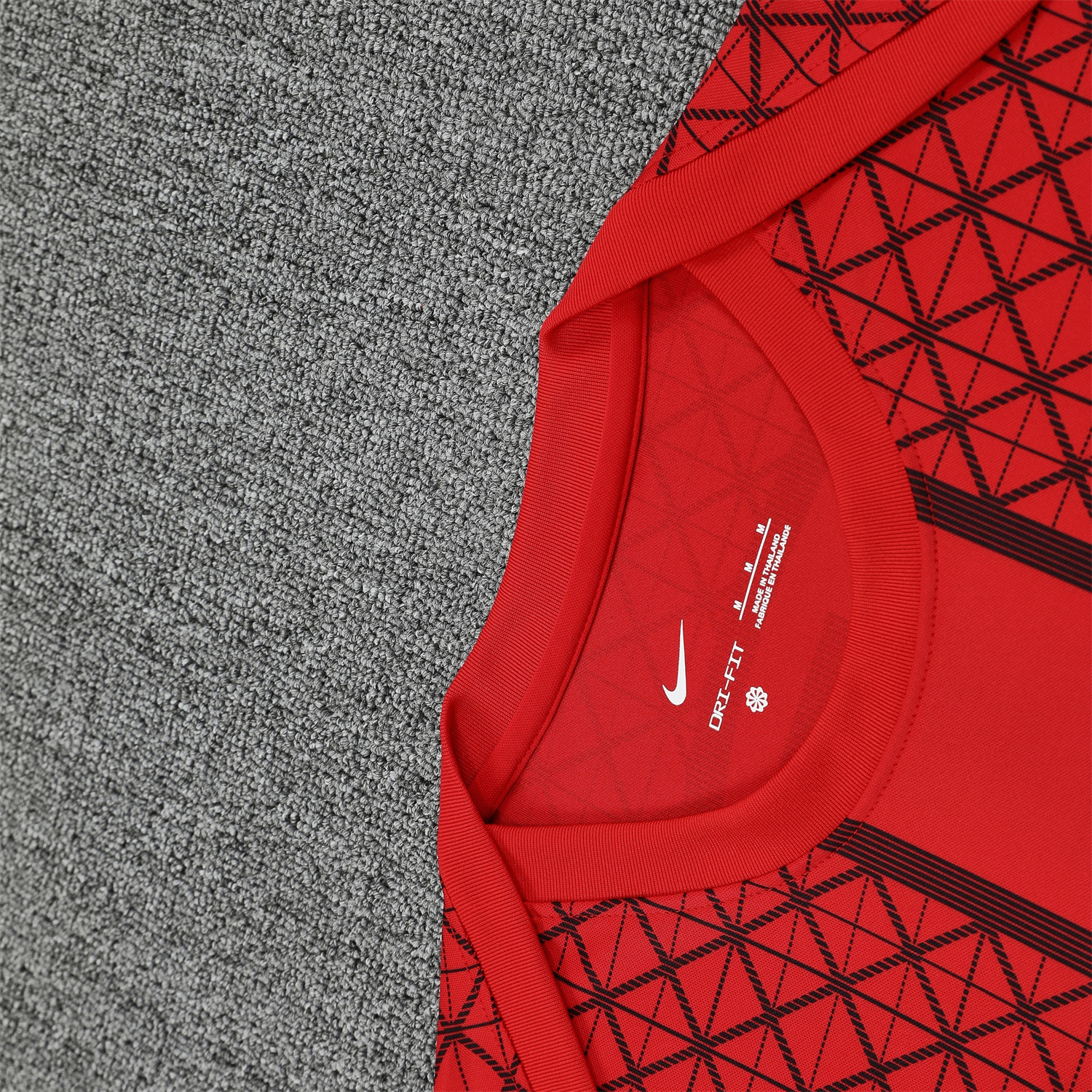 TKH-turbokithub-Paris Saint-Germain PSG 25-26 Short-Sleeve Training Set - Red Top & Deep Blue Shorts