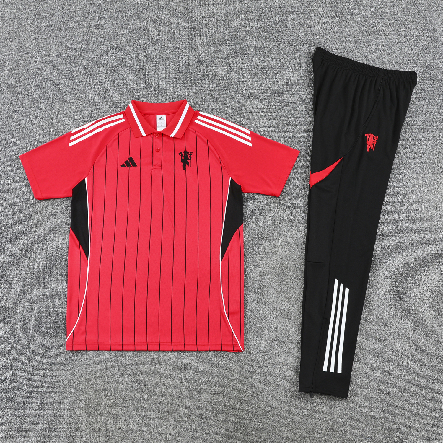 TKH-turbokithub-Manchester United 25-26 POLO Short-Sleeve Training Set - Red Top and Black Pants