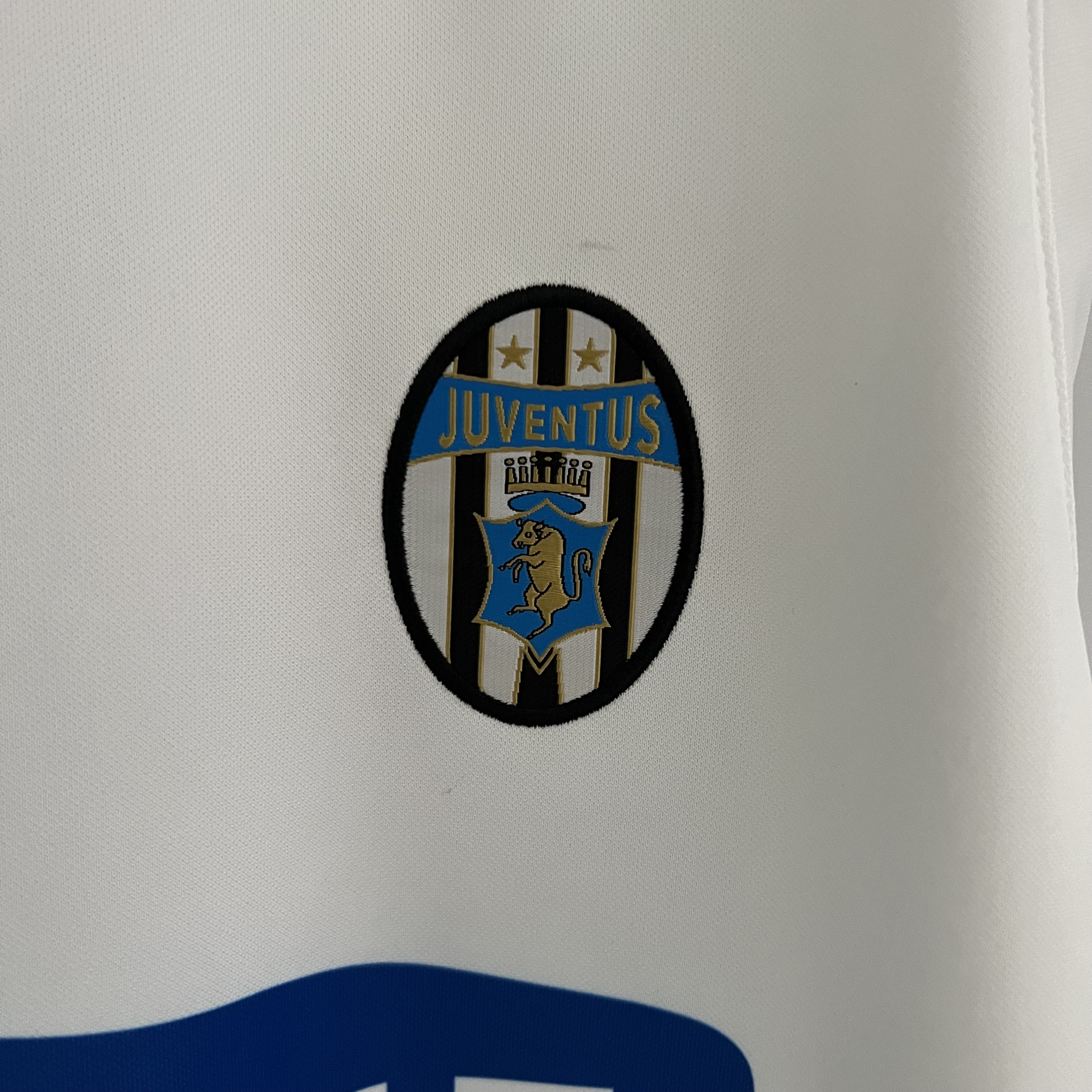 TKH-turbokithub-Retro Juventus 1990-92 White Training Jersey