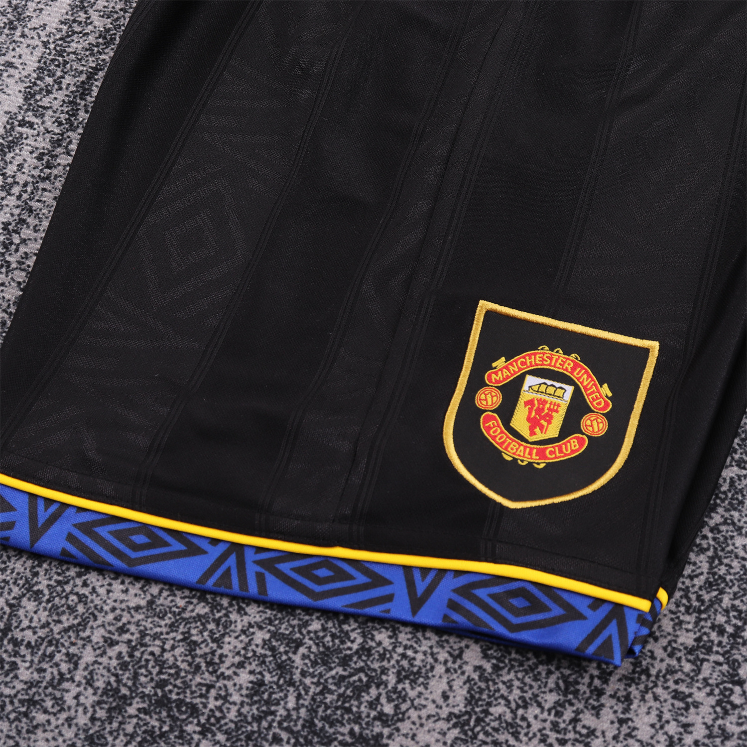 TKH-turbokithub-Retro Manchester United 93-95 Away Kids Kit